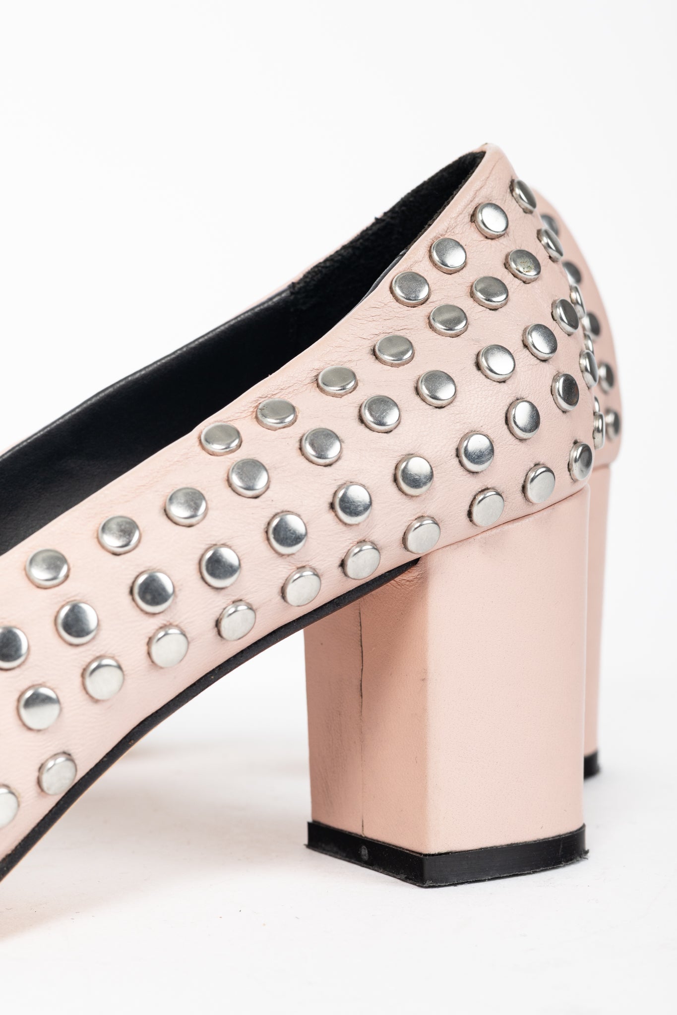 collection PRIVEE Pink Studded Leather Block-Heel Pumps