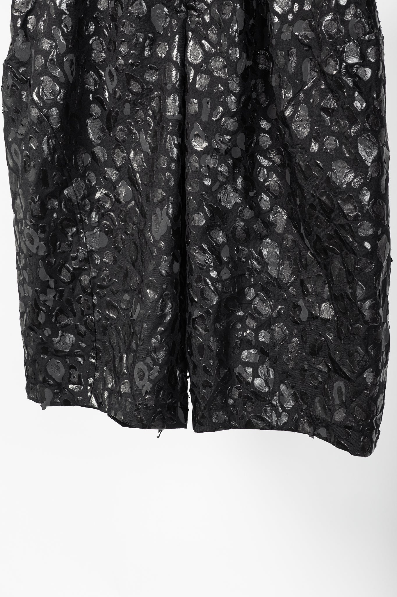 BLACK Comme des Garcons Black Leopard-Twill Balloon Shorts