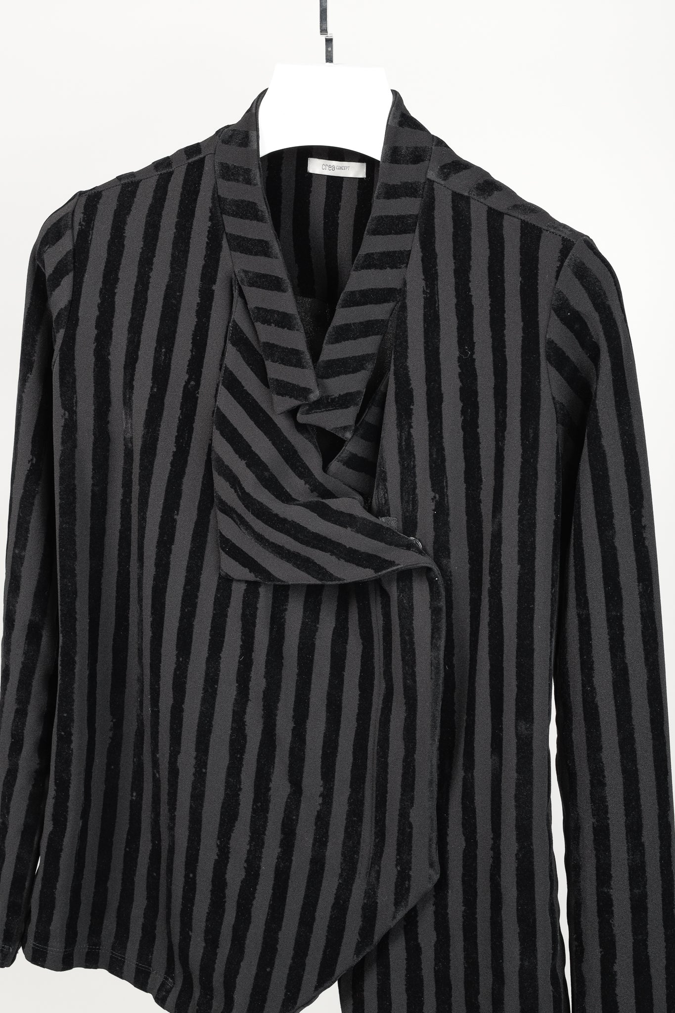 Crea Concept AW/20 Black Velvet-Stripe Moto Jacket