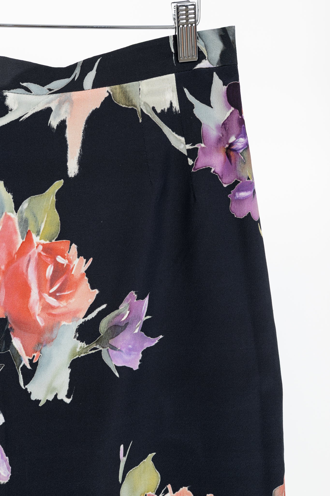 Dolce & Gabbana Black Floral Silk Pencil Skirt
