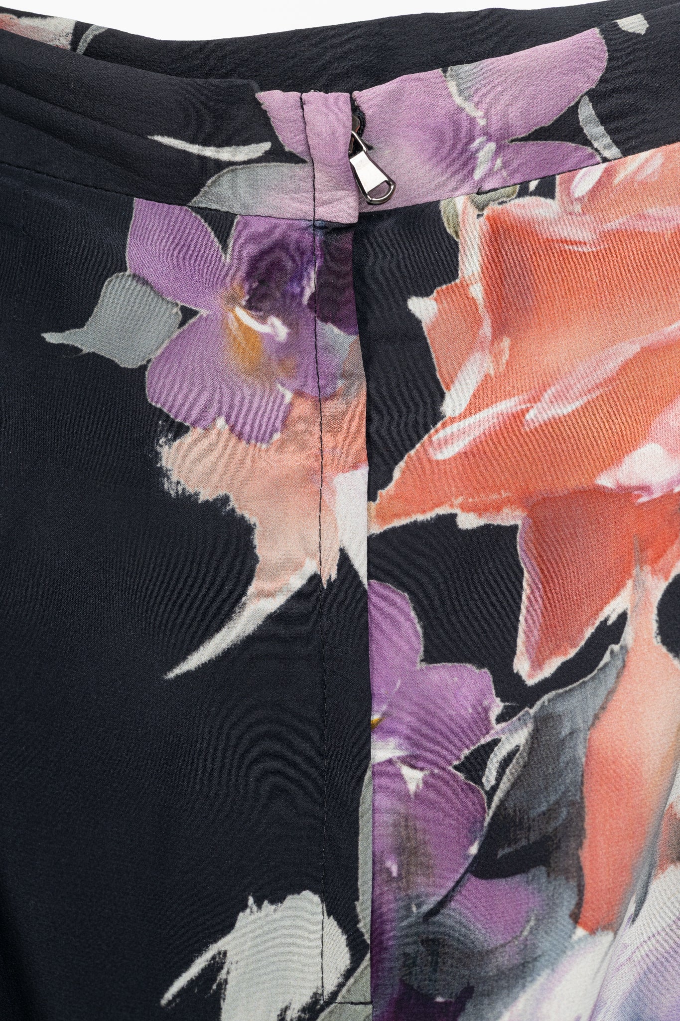 Dolce & Gabbana Black Floral Silk Pencil Skirt
