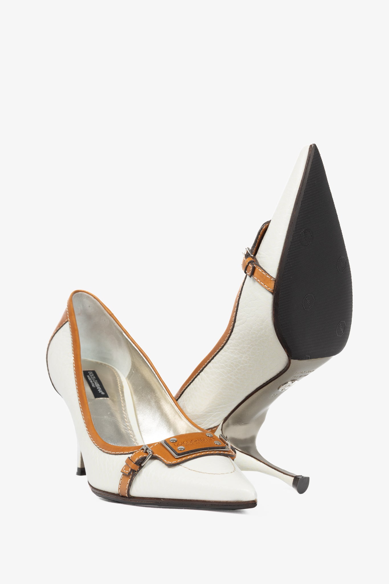 Dolce & Gabbana White & Cognac Logo-Plate Pumps