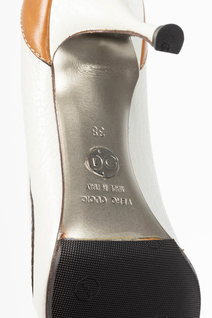 Dolce & Gabbana White & Cognac Logo-Plate Pumps