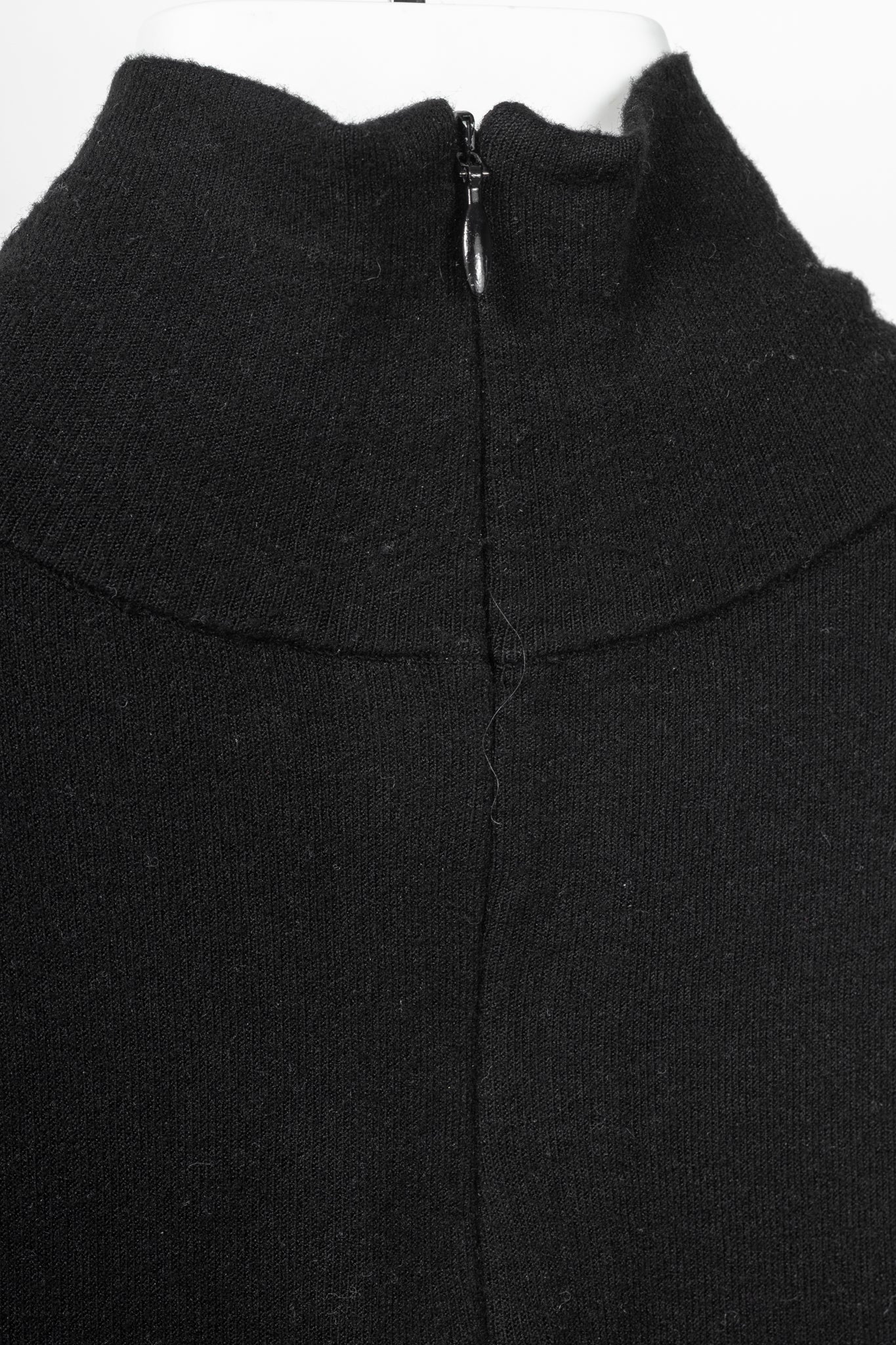 Donna Karan New York 30 Years Black Viscose Frayed-Trim Sleeveless Turtleneck