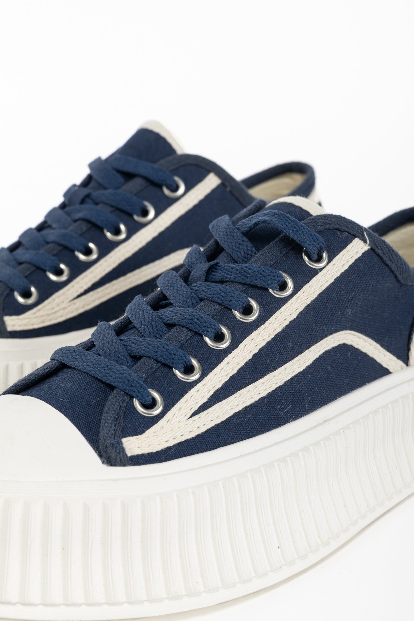 Dorothee Schumacher Cool Canvas Navy Lace-Up Platform Sneakers
