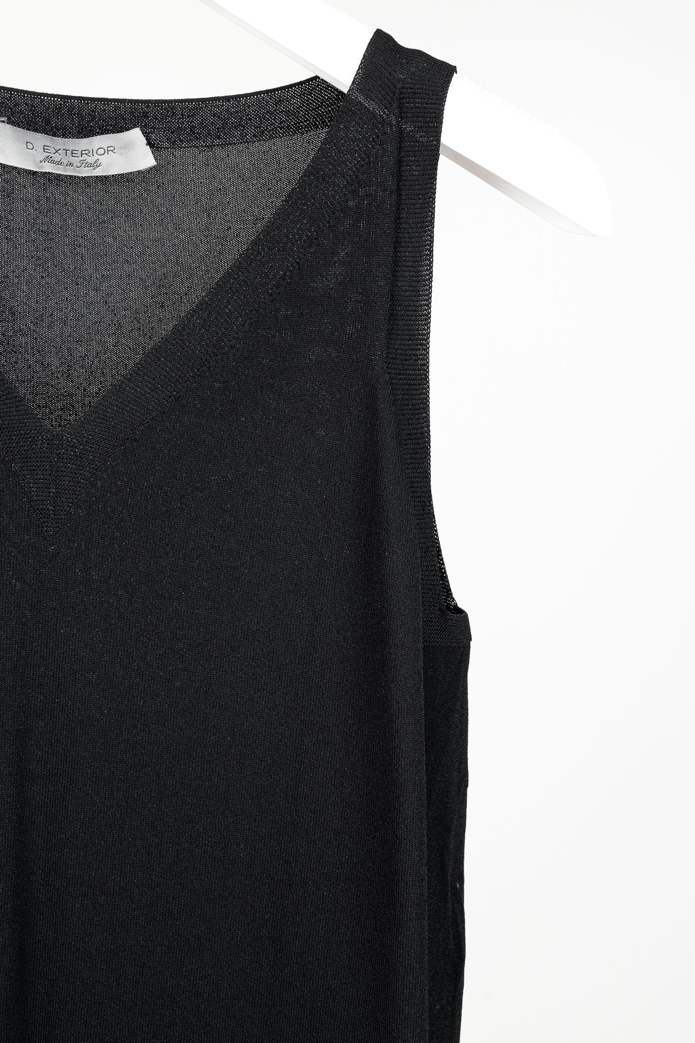 D. Exterior Black Viscose-Knitted Tank Top