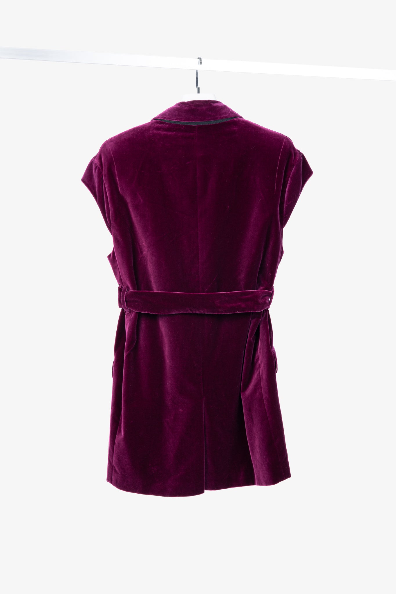 Dries Van Noten AW/20 Runway Rawn Shortbis Dark-Pink Velvet Cap-Sleeve Coat