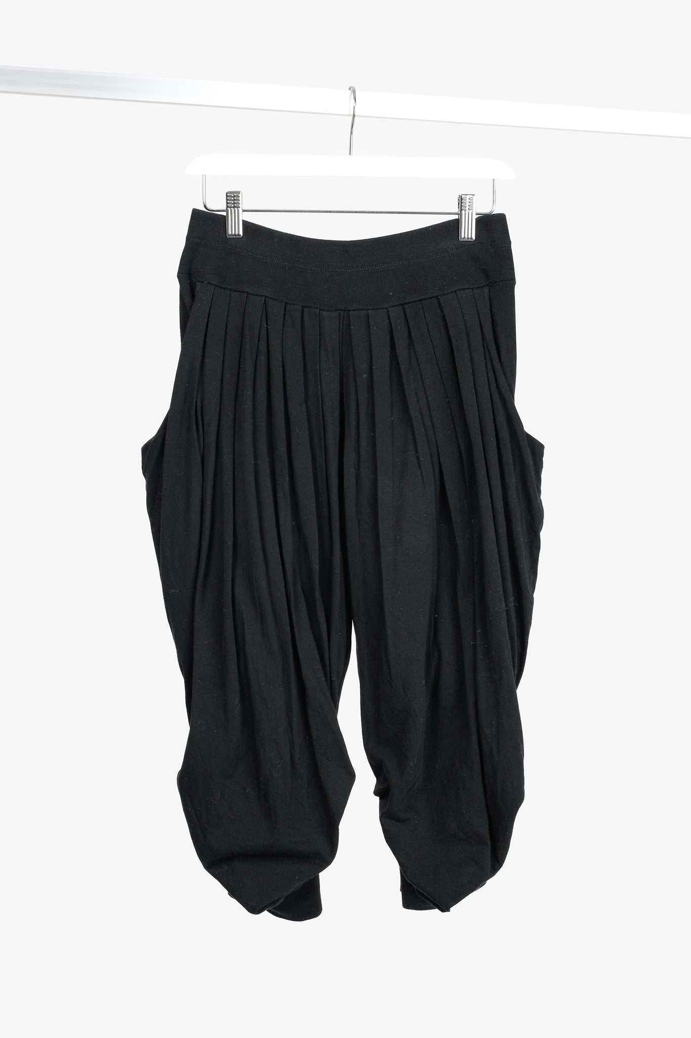 Elm Design Black Cotton-Jersey Pleated Capris