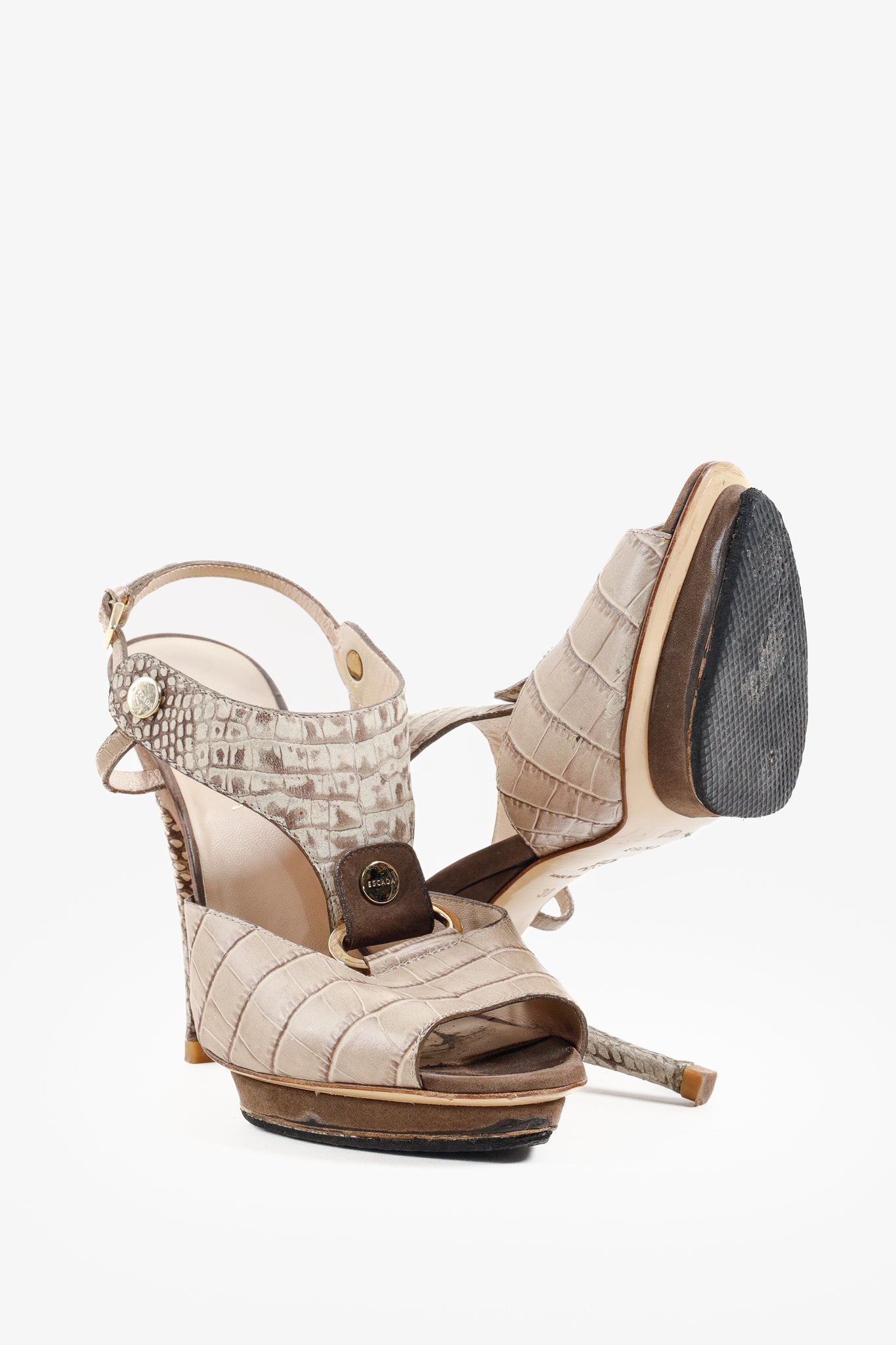 Escada SS/11 Embossed Leather Faux Croc Skin Pumps