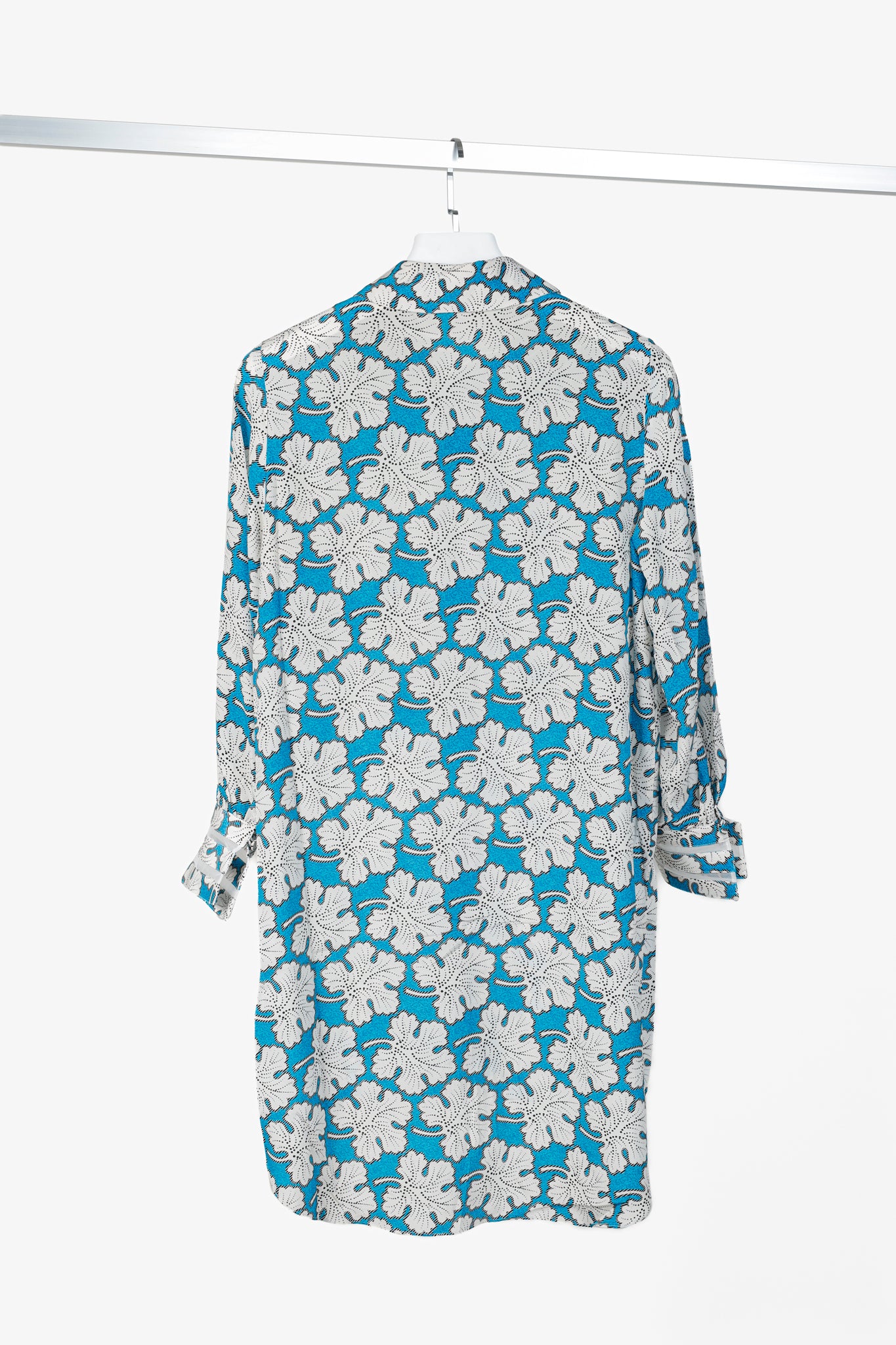 Fendi AW/17 Blue & White Leaf-Print Silk Shirtdress
