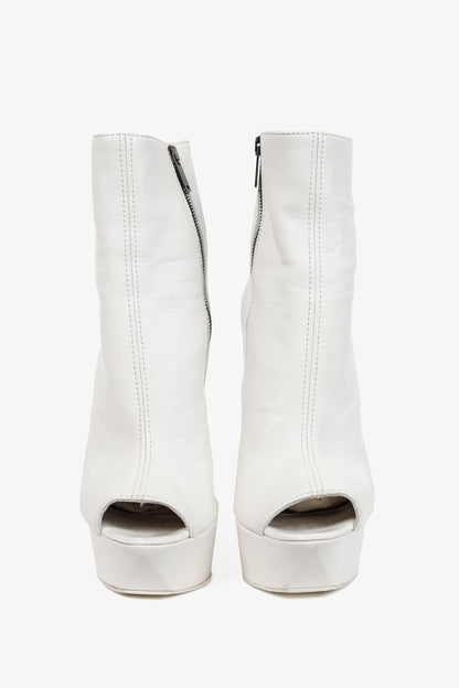 Gareth Pugh SS/14 Runway White Leather Angular-Heel Ankle Boots
