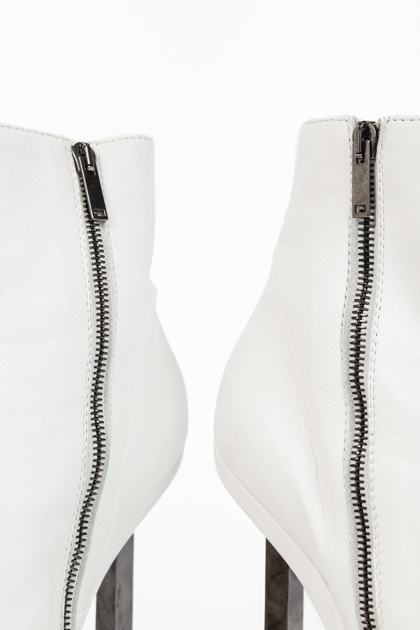 Gareth Pugh SS/14 Runway White Leather Angular-Heel Ankle Boots