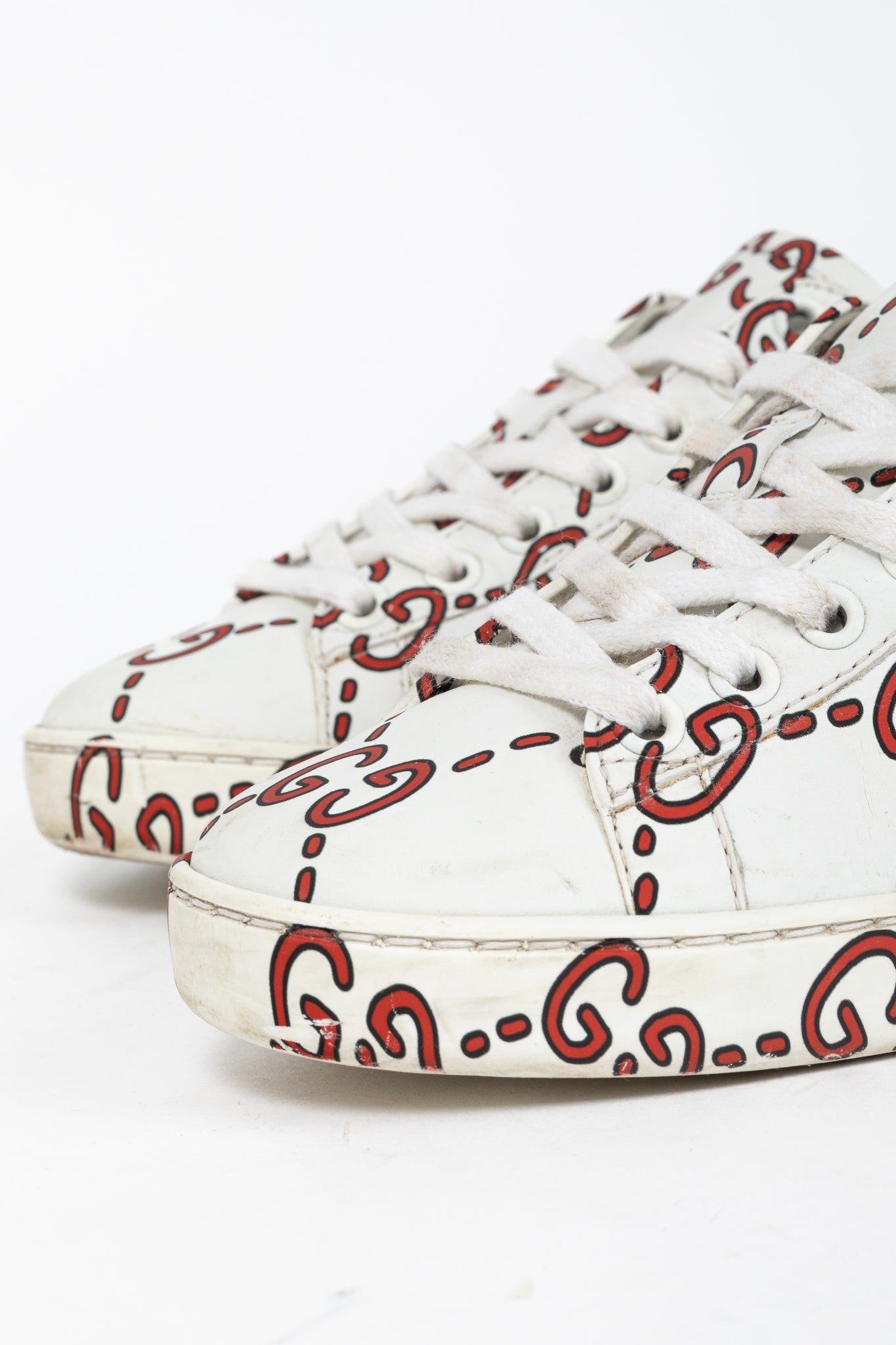 Gucci Ace White GG Ghost Lace-Up Sneakers
