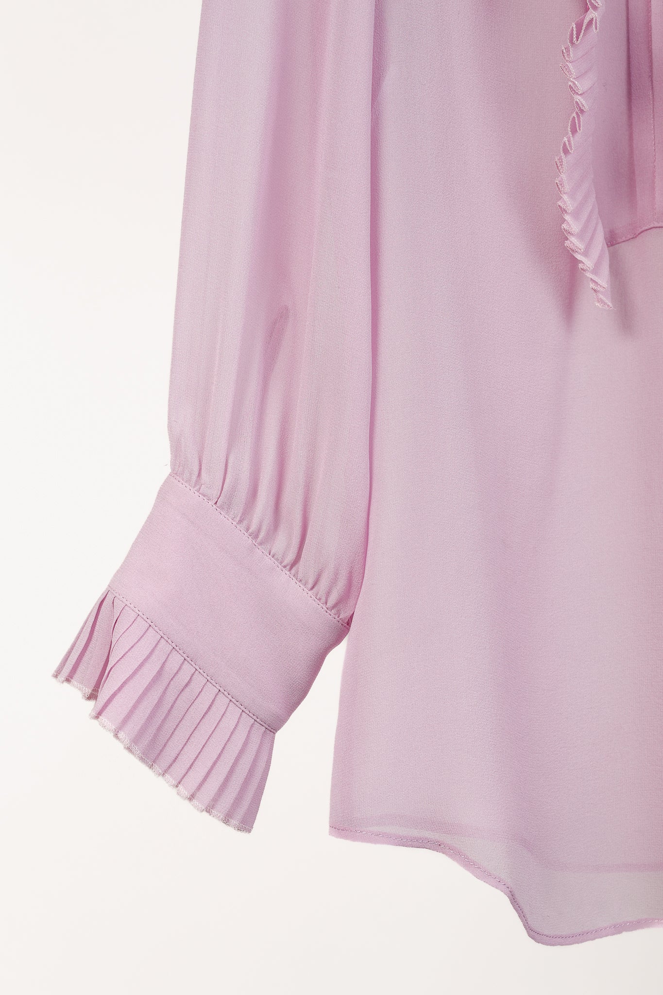 Gucci Resort 2016 Pink Silk Pleated Ruffle Tie-Neck Shirt