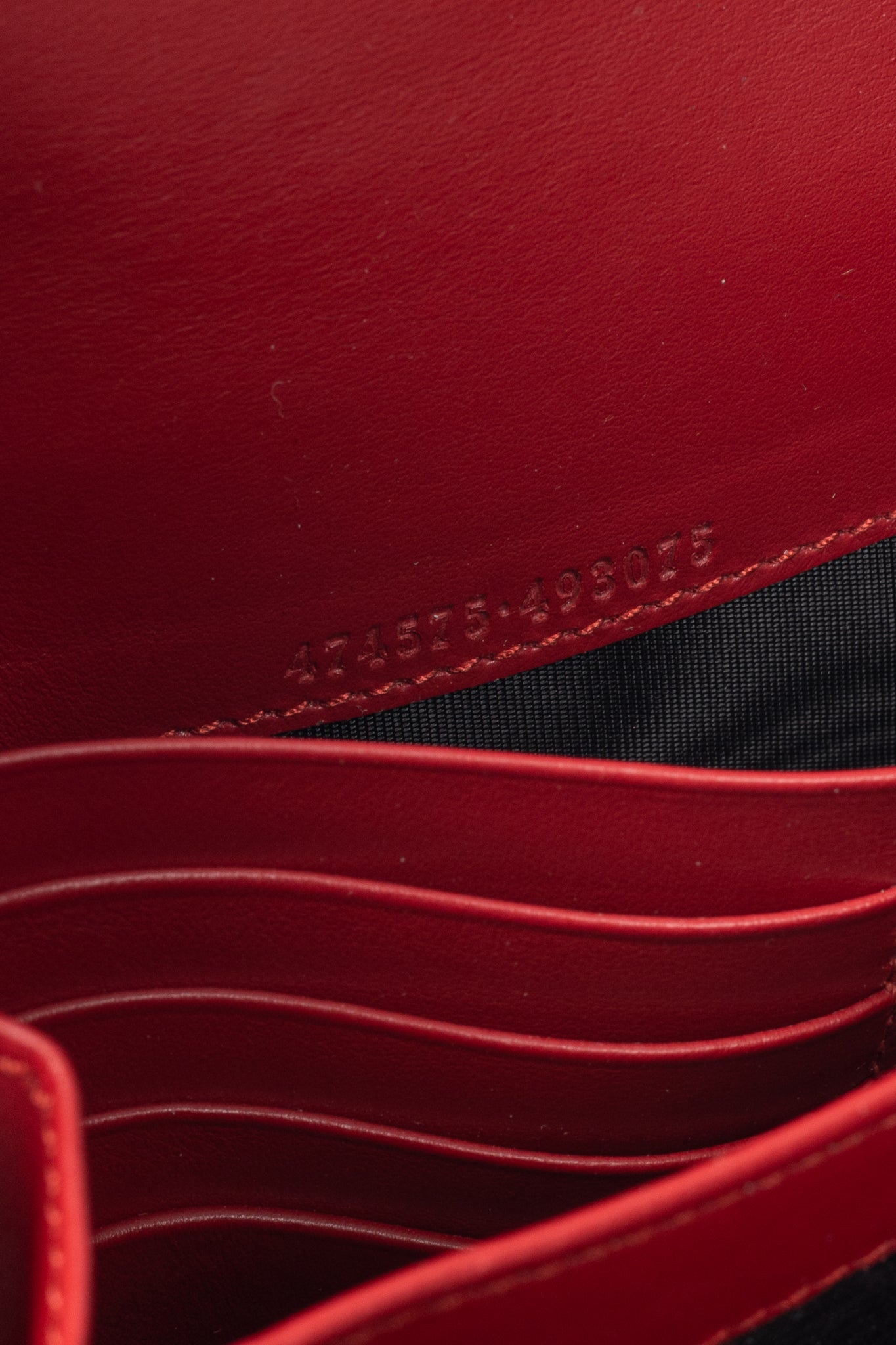 Gucci GG Marmont Red Matelasse Chevron Leather Wallet on Chain
