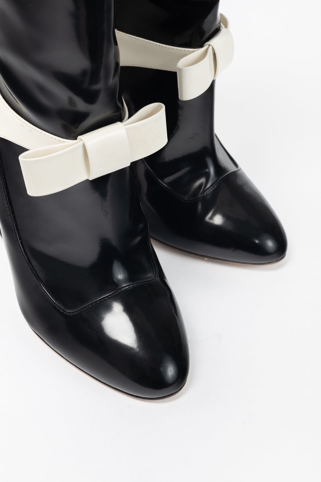 Gucci Nimue Black & White Colour-Block Midcalf Boots