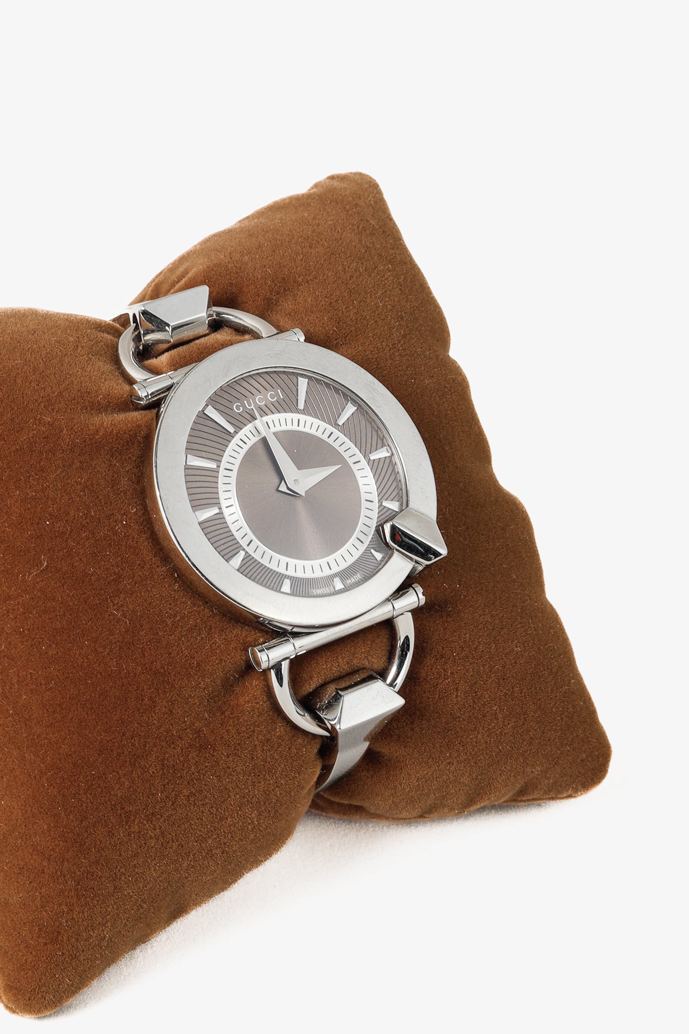 Gucci Chiodo Silver-Tone Stainless Steel Watch