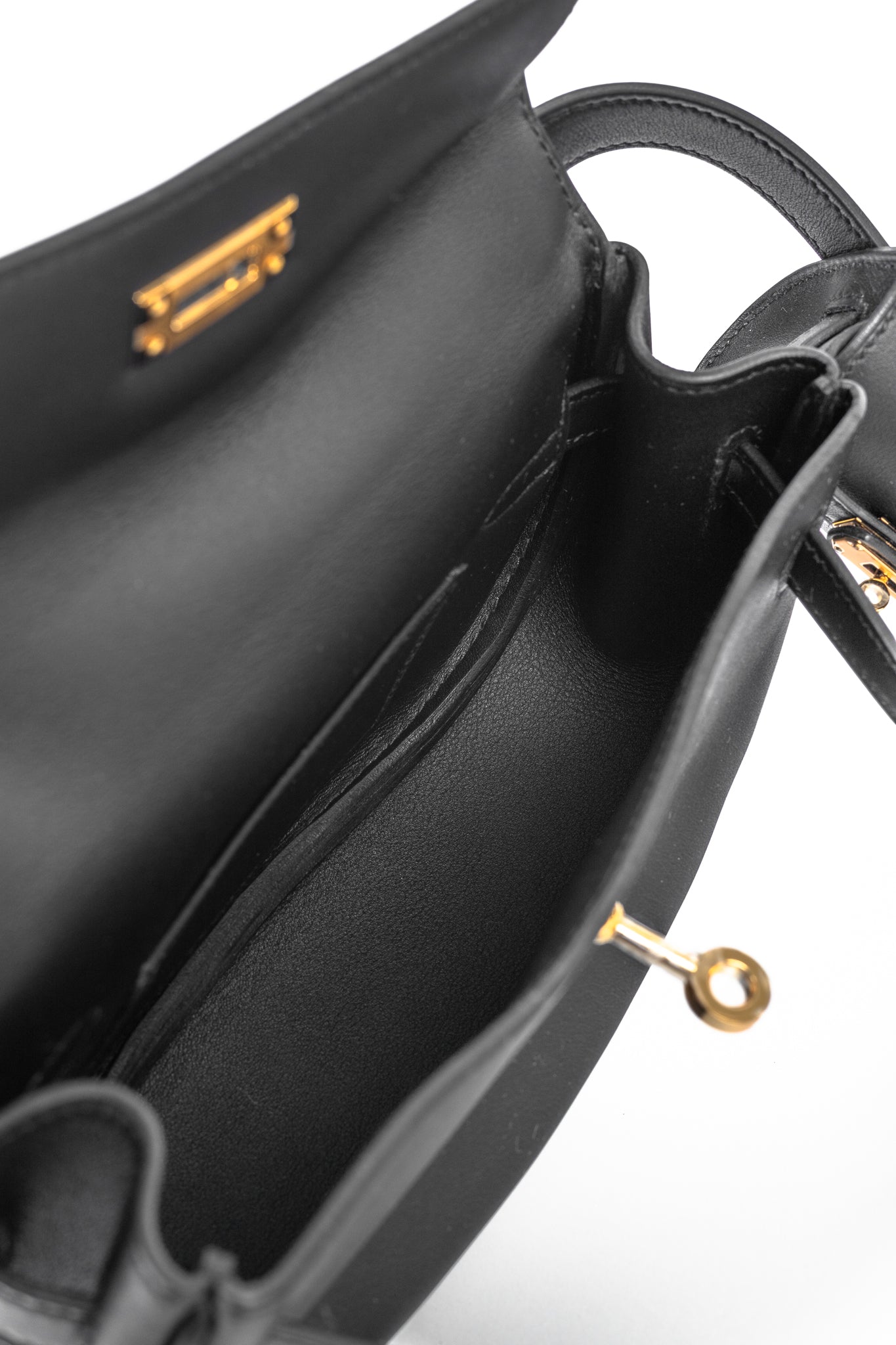 Hermes Kelly Moove Black Swift Leather GHW Shoulder Bag