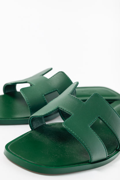 Hermes Oran Vert Electrique Calfskin H-Strap Sandals