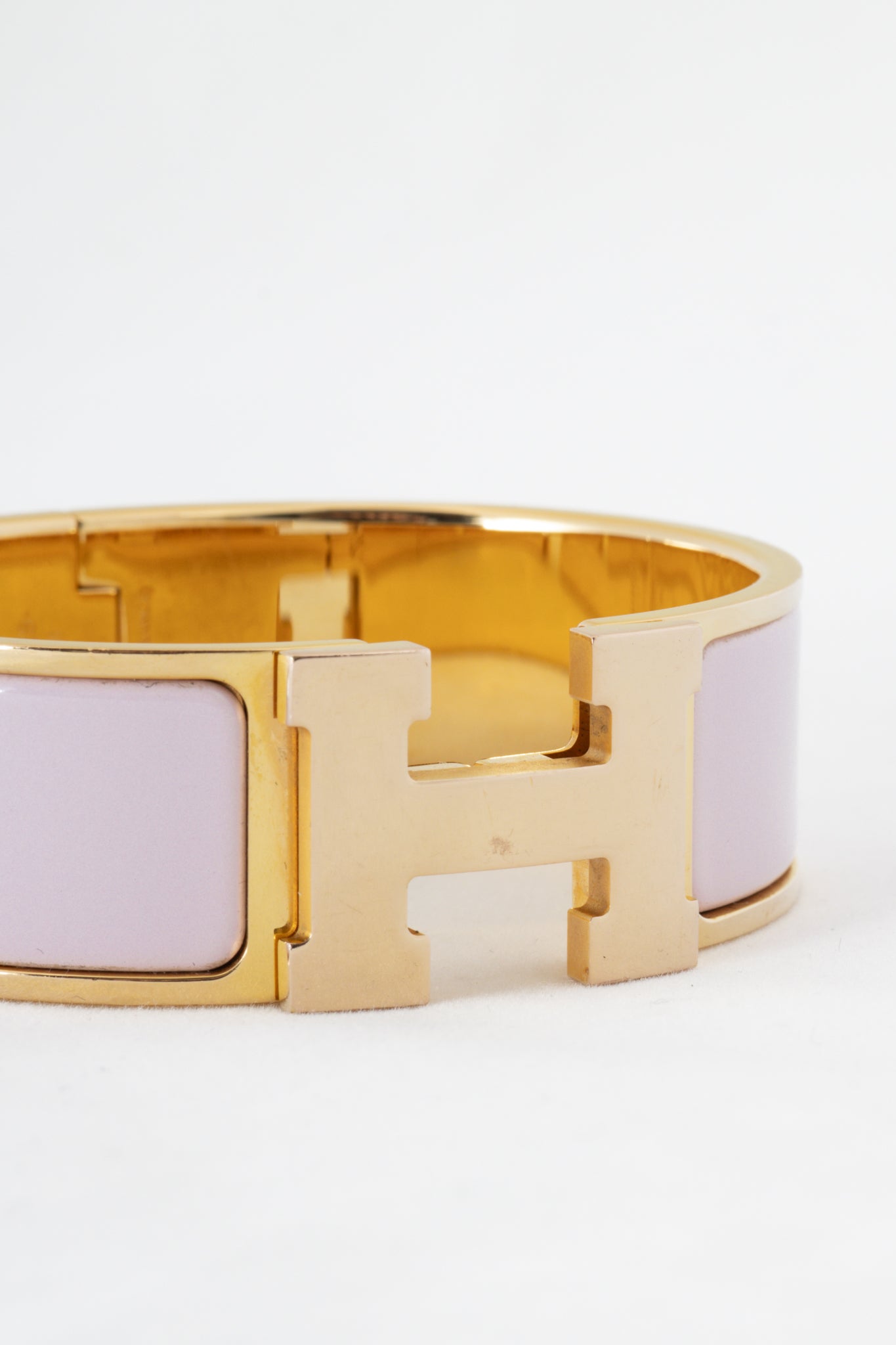 Hermes Clic H Rose Dragee Wide Enamel Bracelet