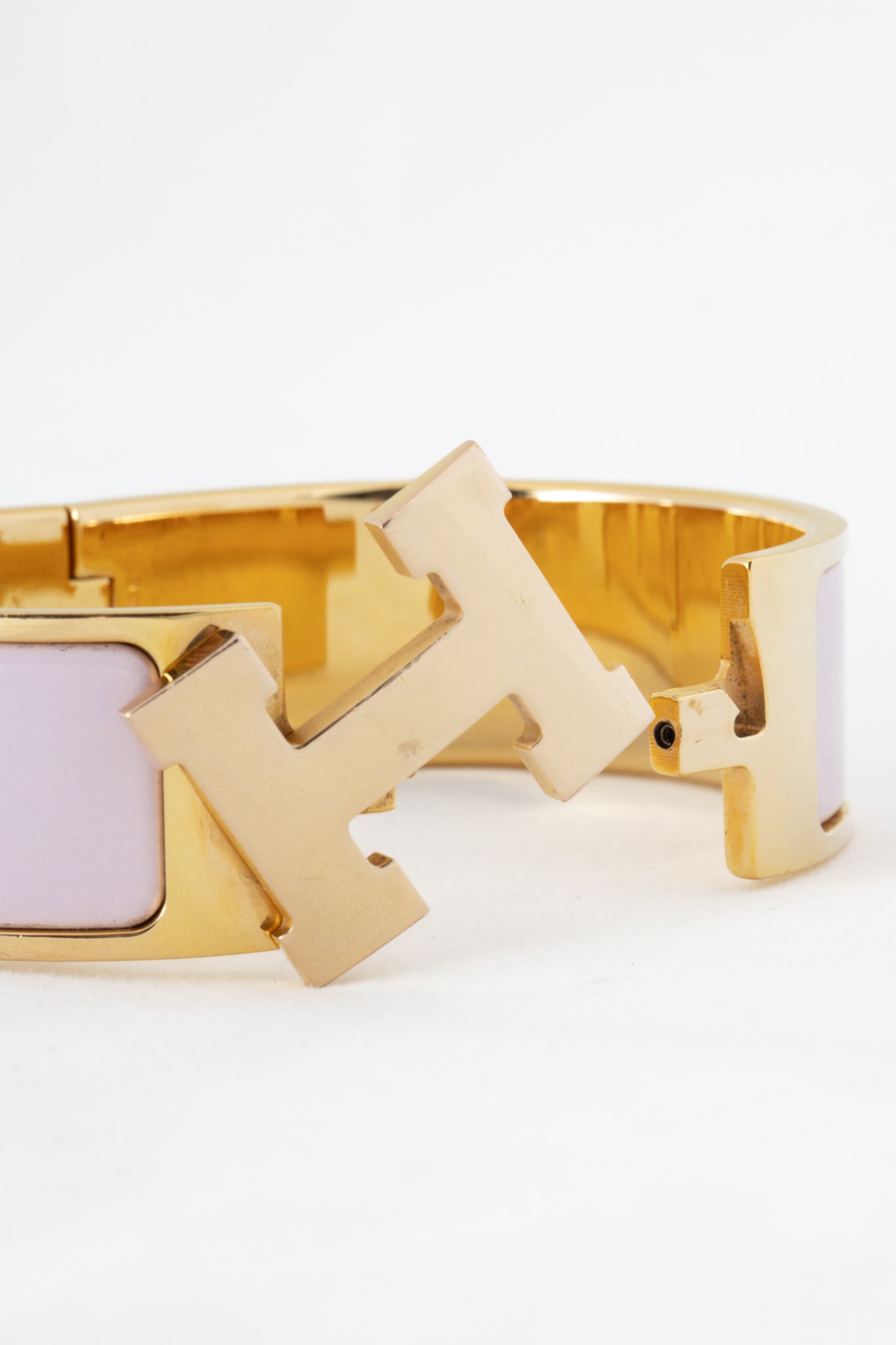 Hermes Clic H Rose Dragee Wide Enamel Bracelet