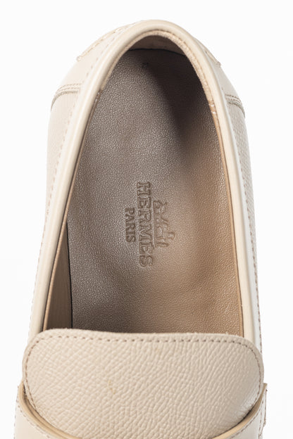 Hermes Destin Blanc Gomme Epsom Calfskin Kelly-Buckle Loafers