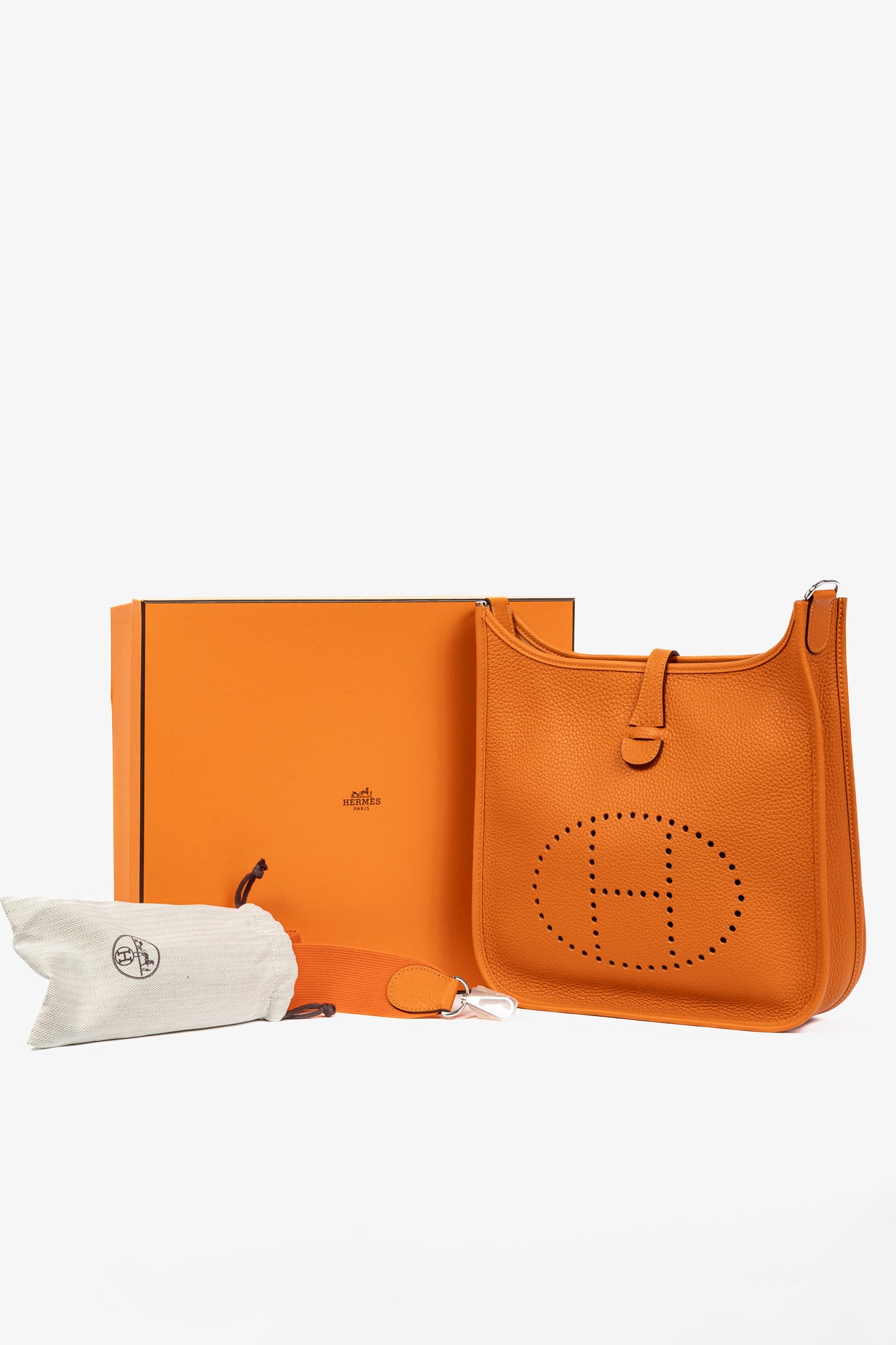 Hermes Evelyne III 29 Orange Taurillon Clemence Leather Shoulder Bag