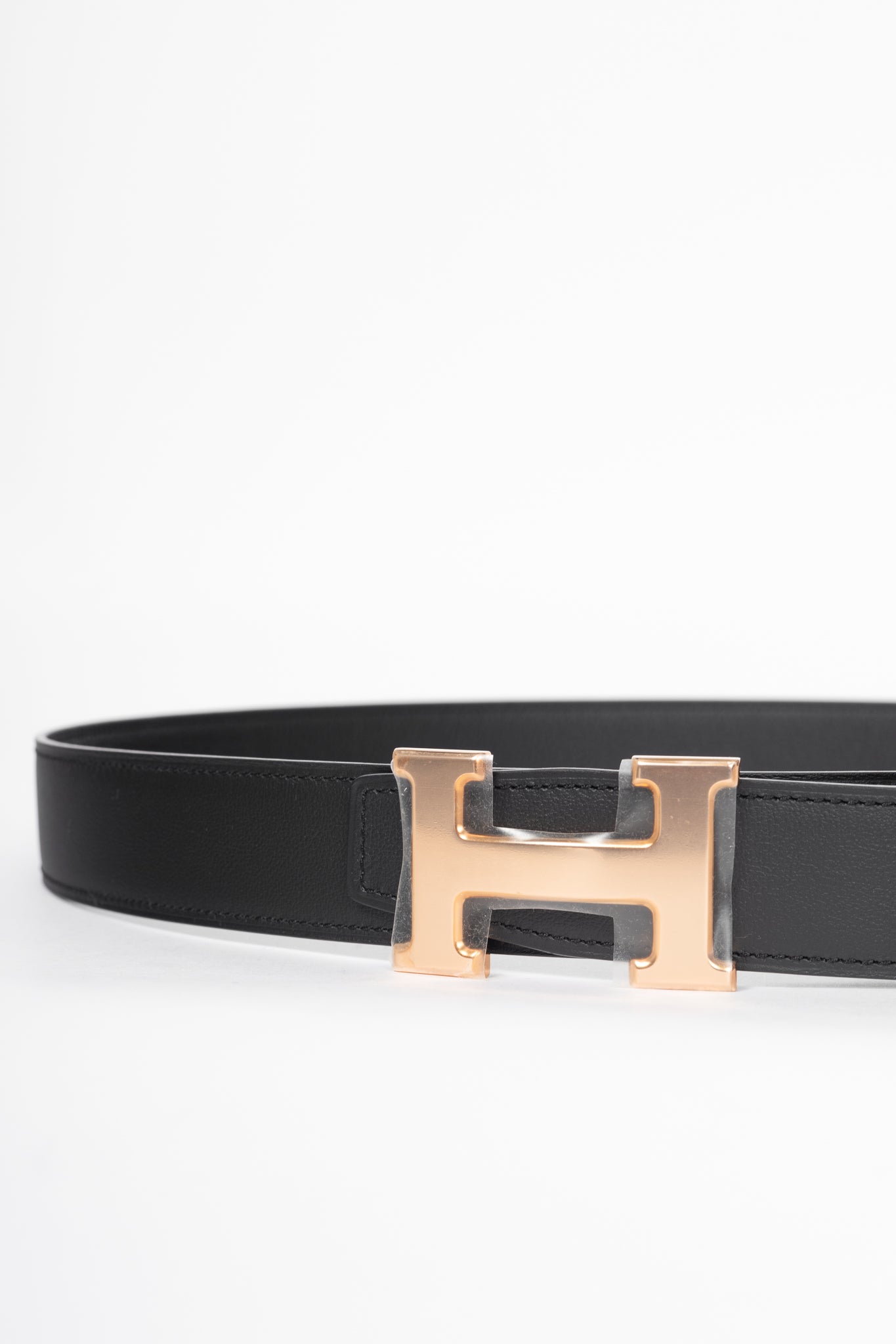 Hermes Noir/Noir Reversible Box 135 & Togo Leather Belt w/ Rose Gold-Plated Brass H Buckle