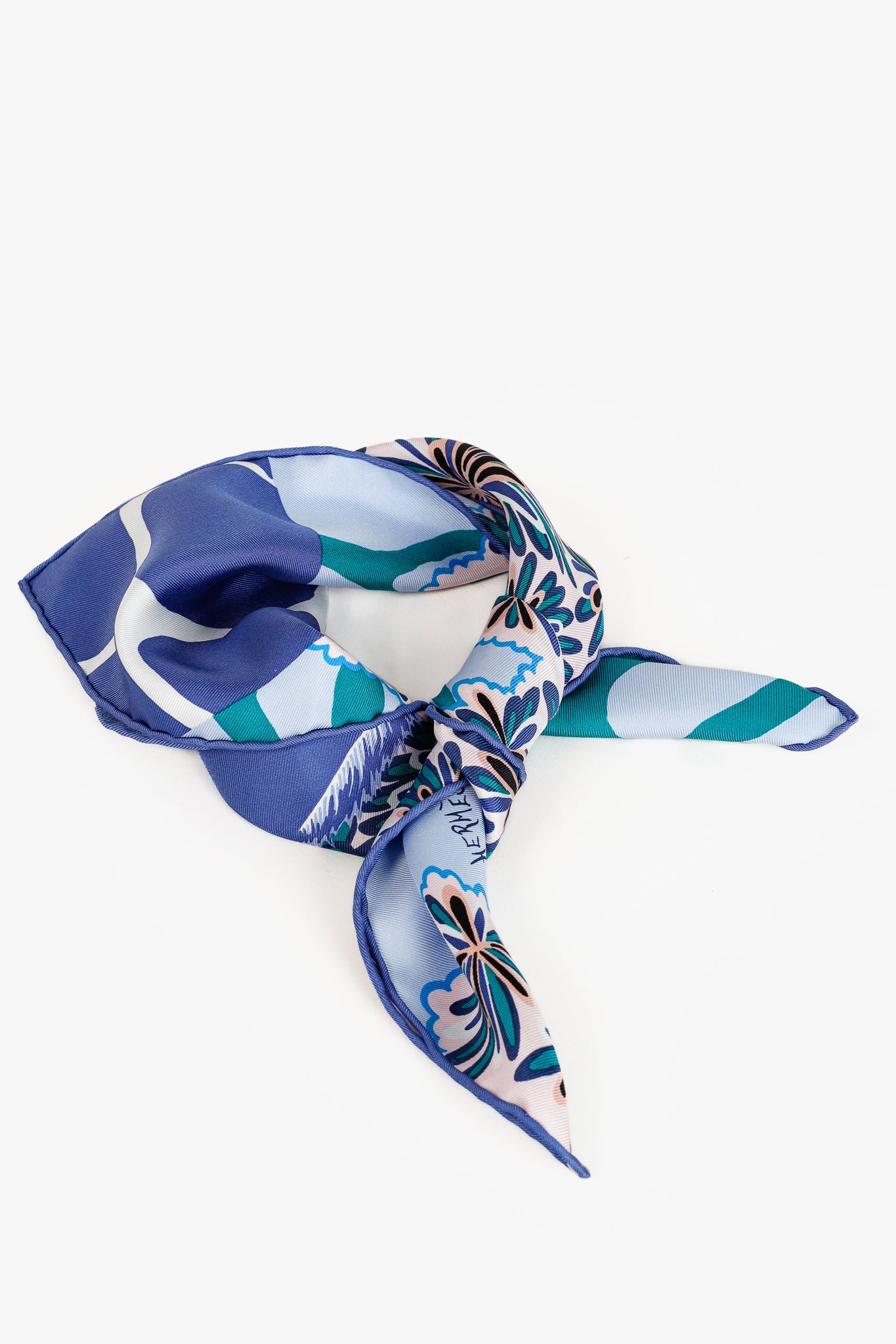 Hermes Silk The Three Graces Zoom Scarf in 45 Bleu Ciel Encre Vert