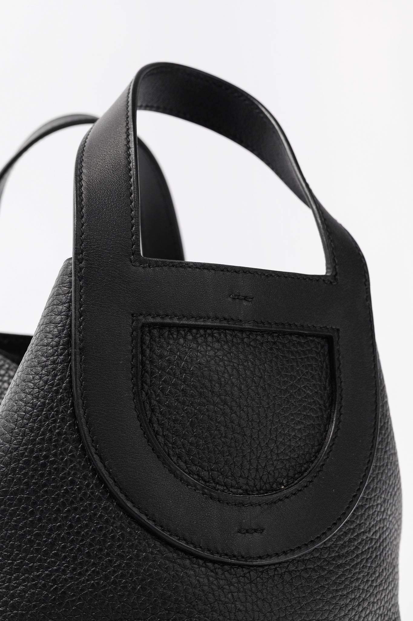 Hermes In-the-Loop 18 Noir Taurillon Clemence & Swift Calfskin Tote
