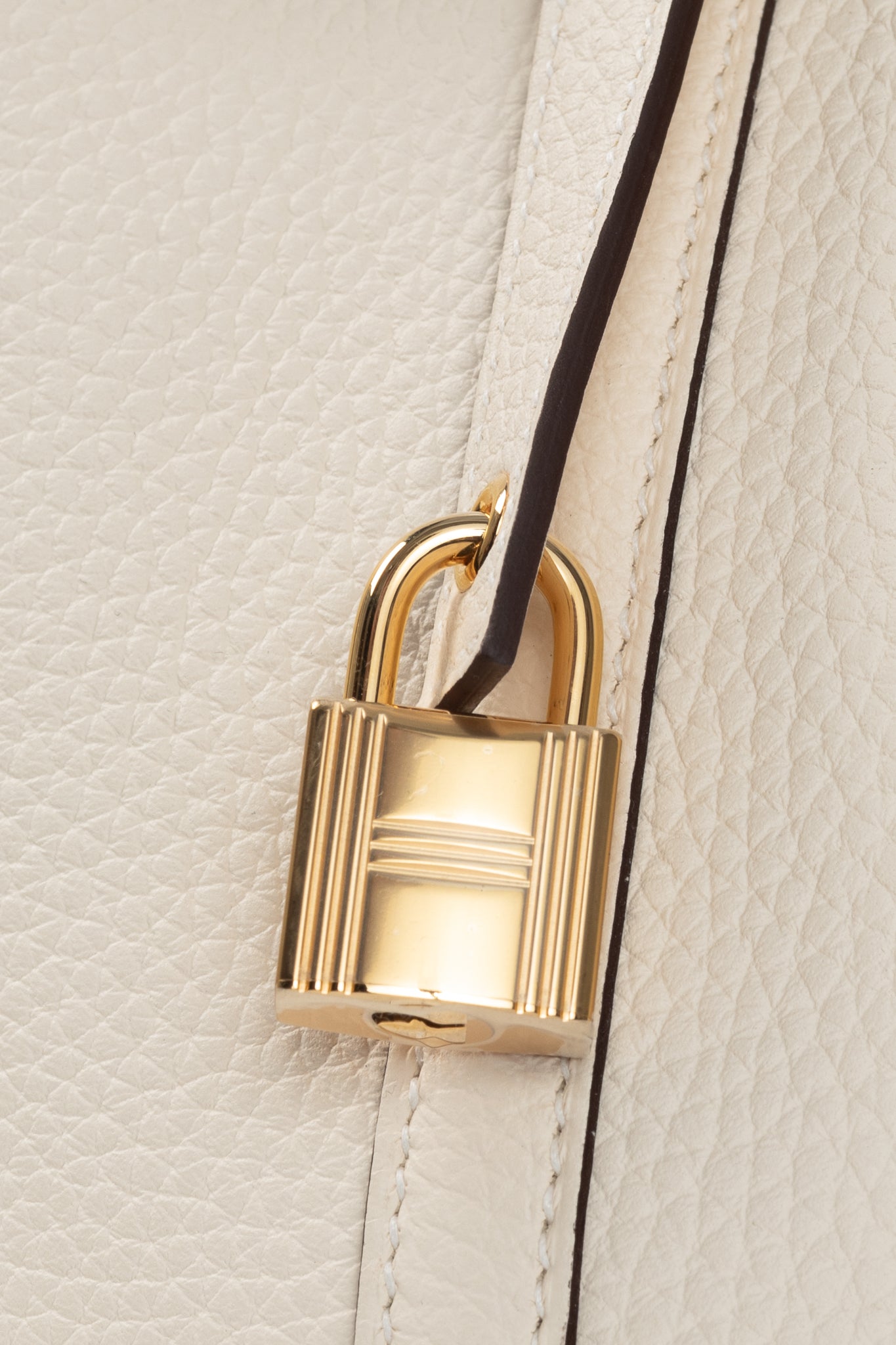 Hermes Picotin Lock 18 Nata Taurillon Clemence Leather Tote