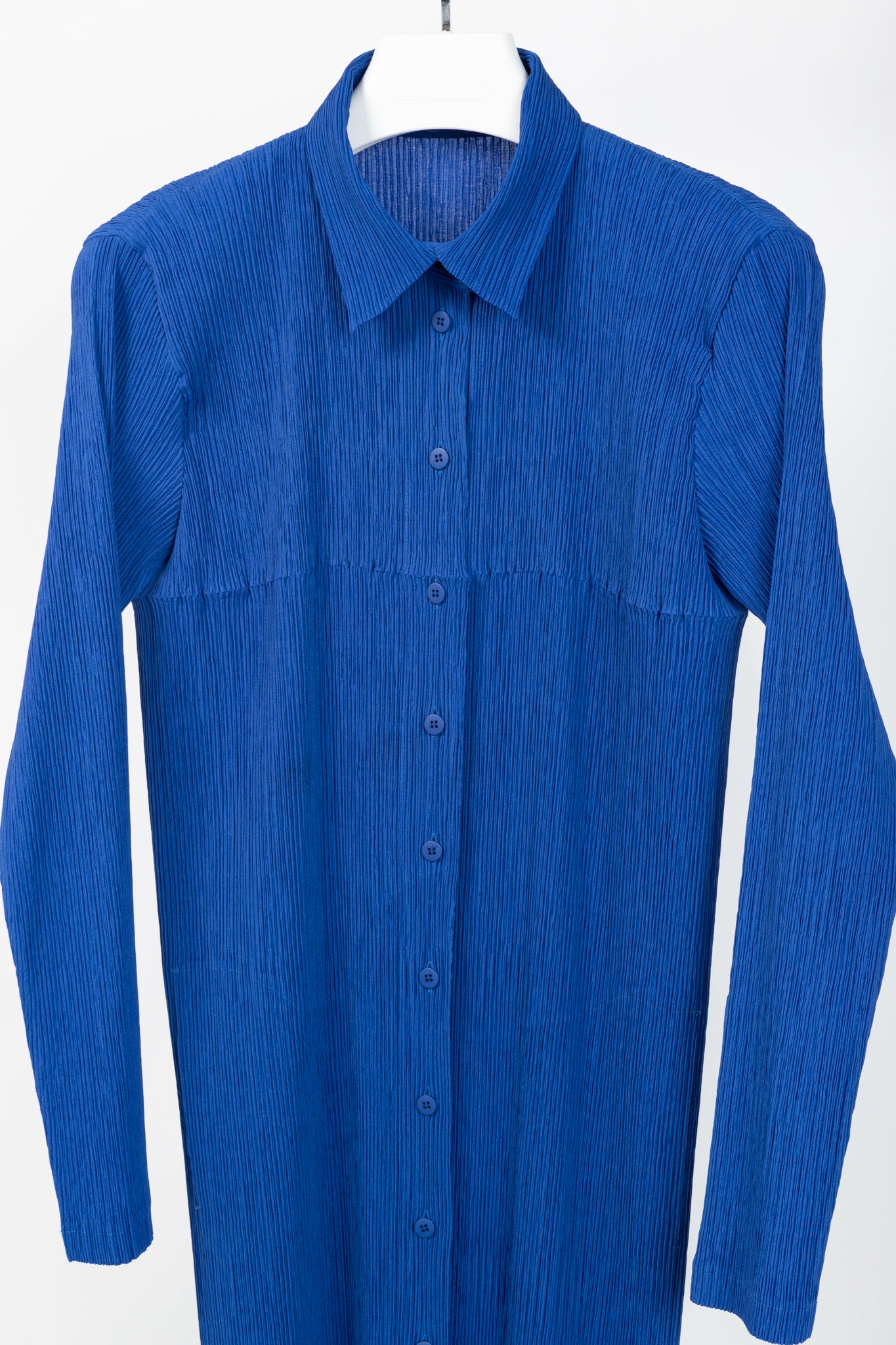 Issey Miyake Cobalt-Blue Pleated Long-Sleeve Buttoned Maxi Dress