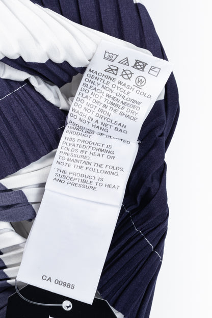 Issey Miyake AW/20 Navy & White Accordion Pleated Geometric-Print Maxi Dress