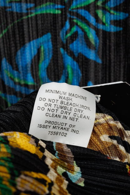 Pleats Please Issey Miyake Hawaii Motif Black Fringe-Hem Cardigan
