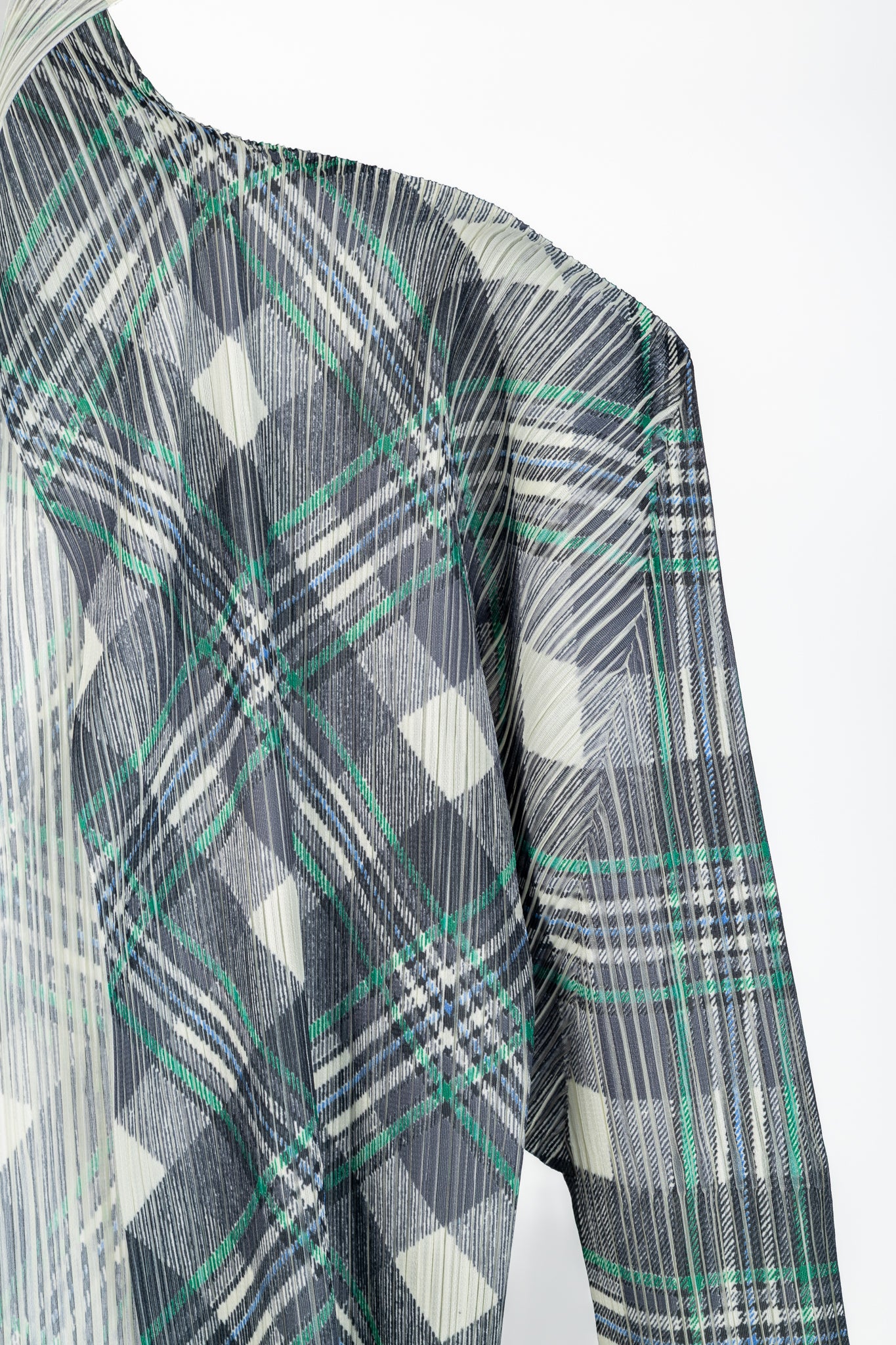 Pleats Please Issey Miyake Black & Green Plaid Open-Front Cardigan