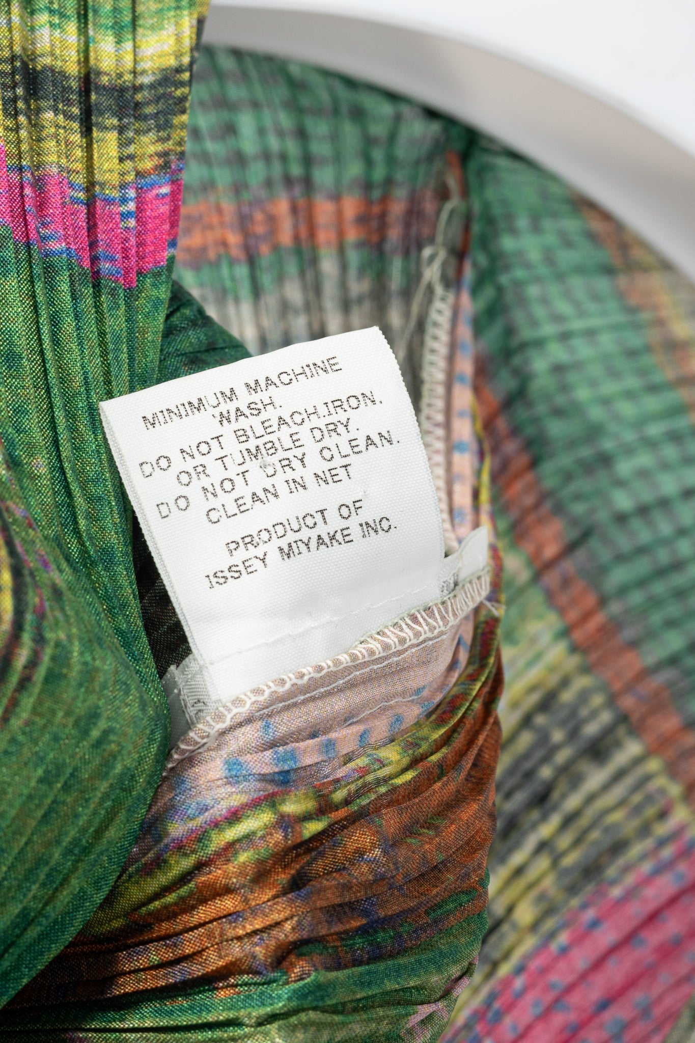 Pleats Please Issey Miyake Green & Pink Abstract-Print Shawl