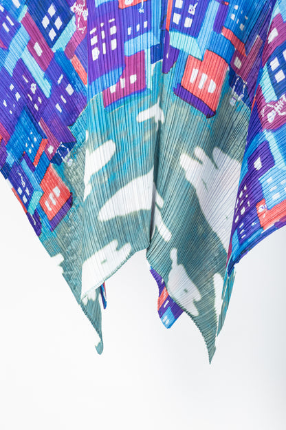 Pleats Please Issey Miyake Blue Streetscape-Print Shawl