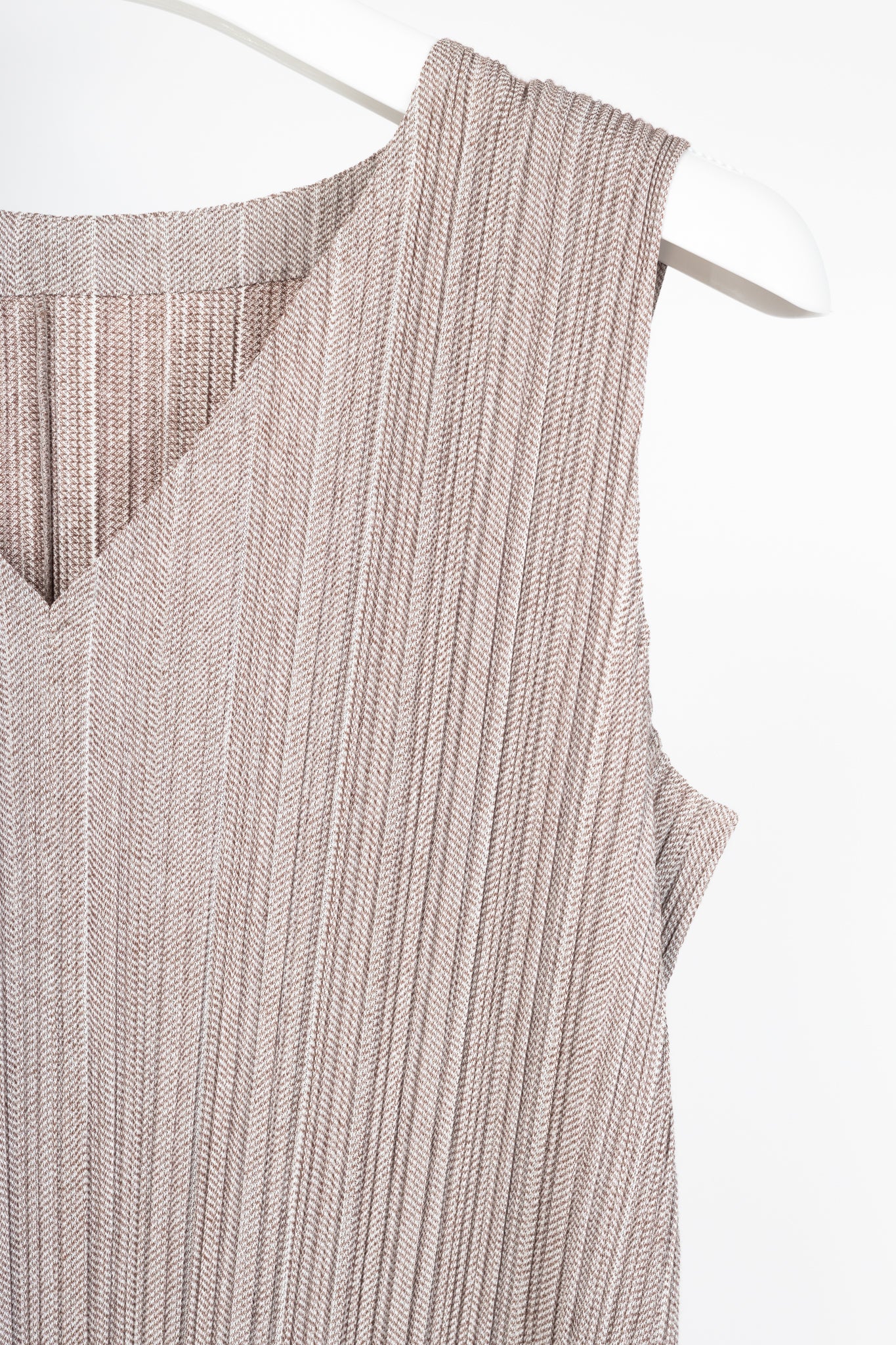 Pleats Please Issey Miyake Dusty Rose Herringbone-Print Midi Dress