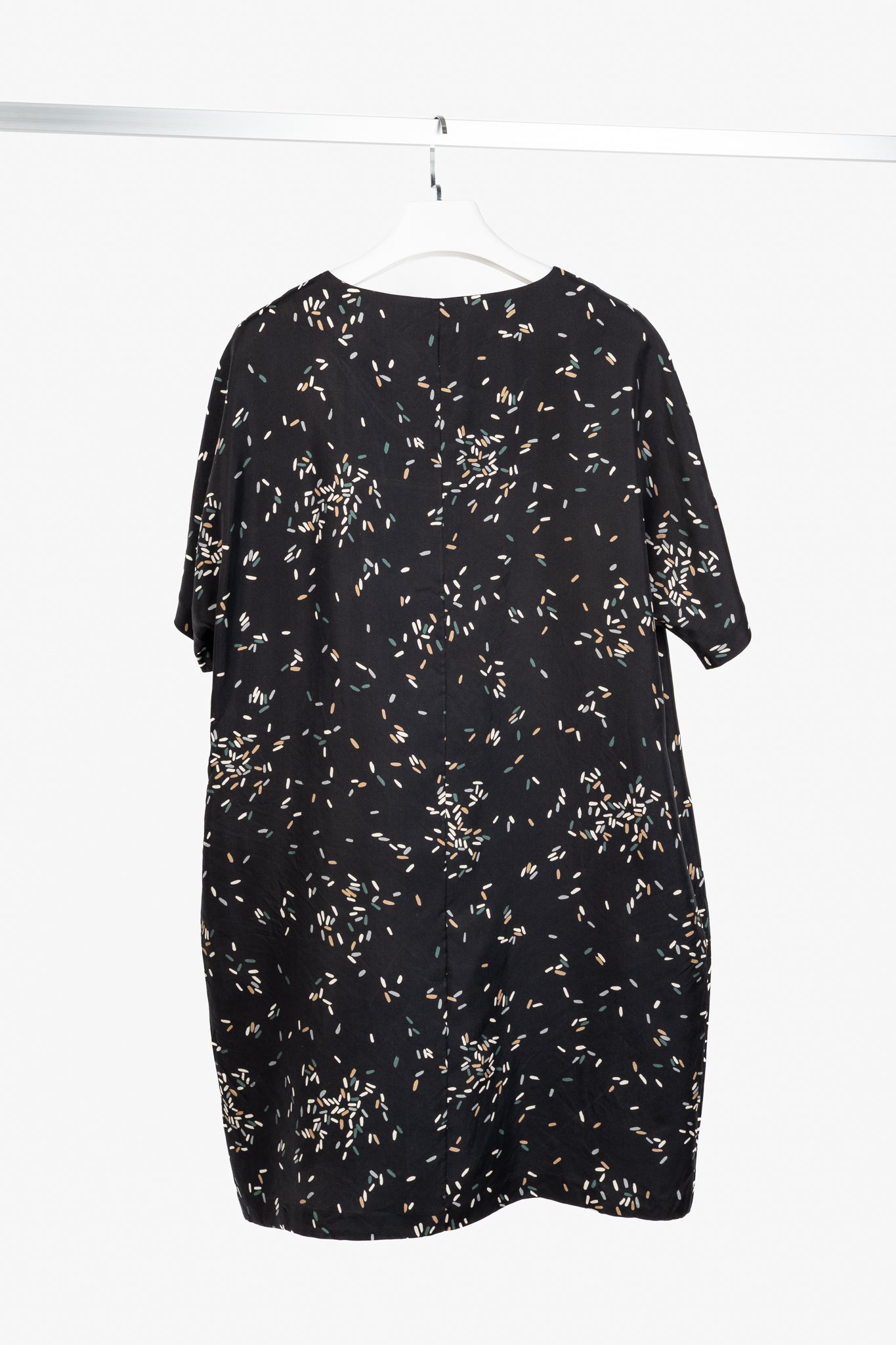 Lafayette 148 Thoren Black Silk Sprinkles-Print Shift Dress
