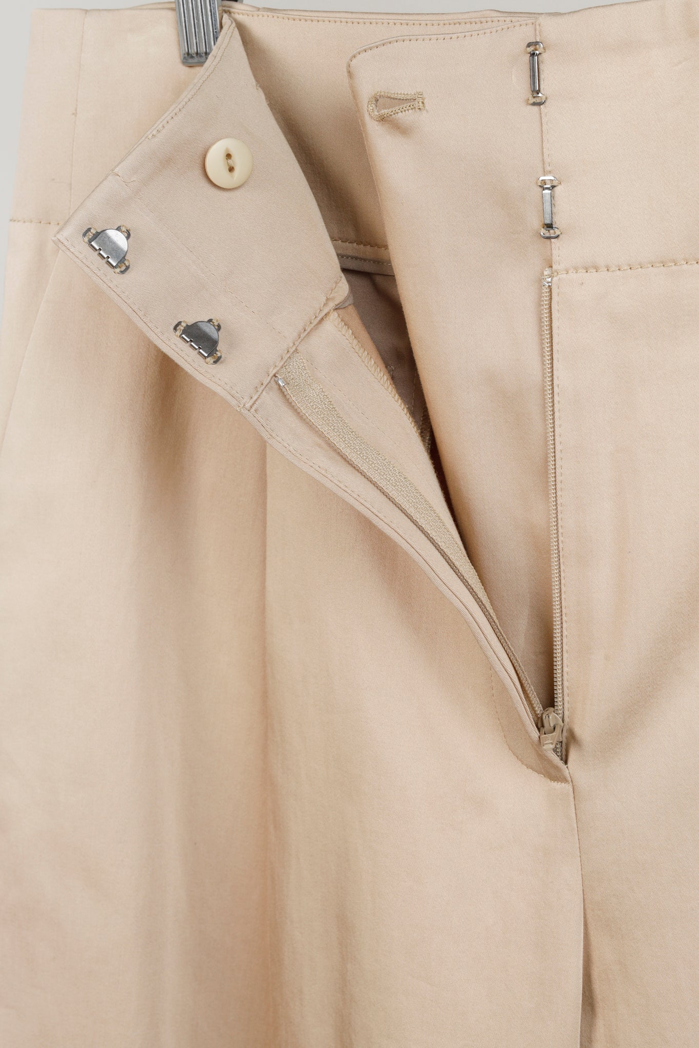 Lewit Tan Pleated Front Pant