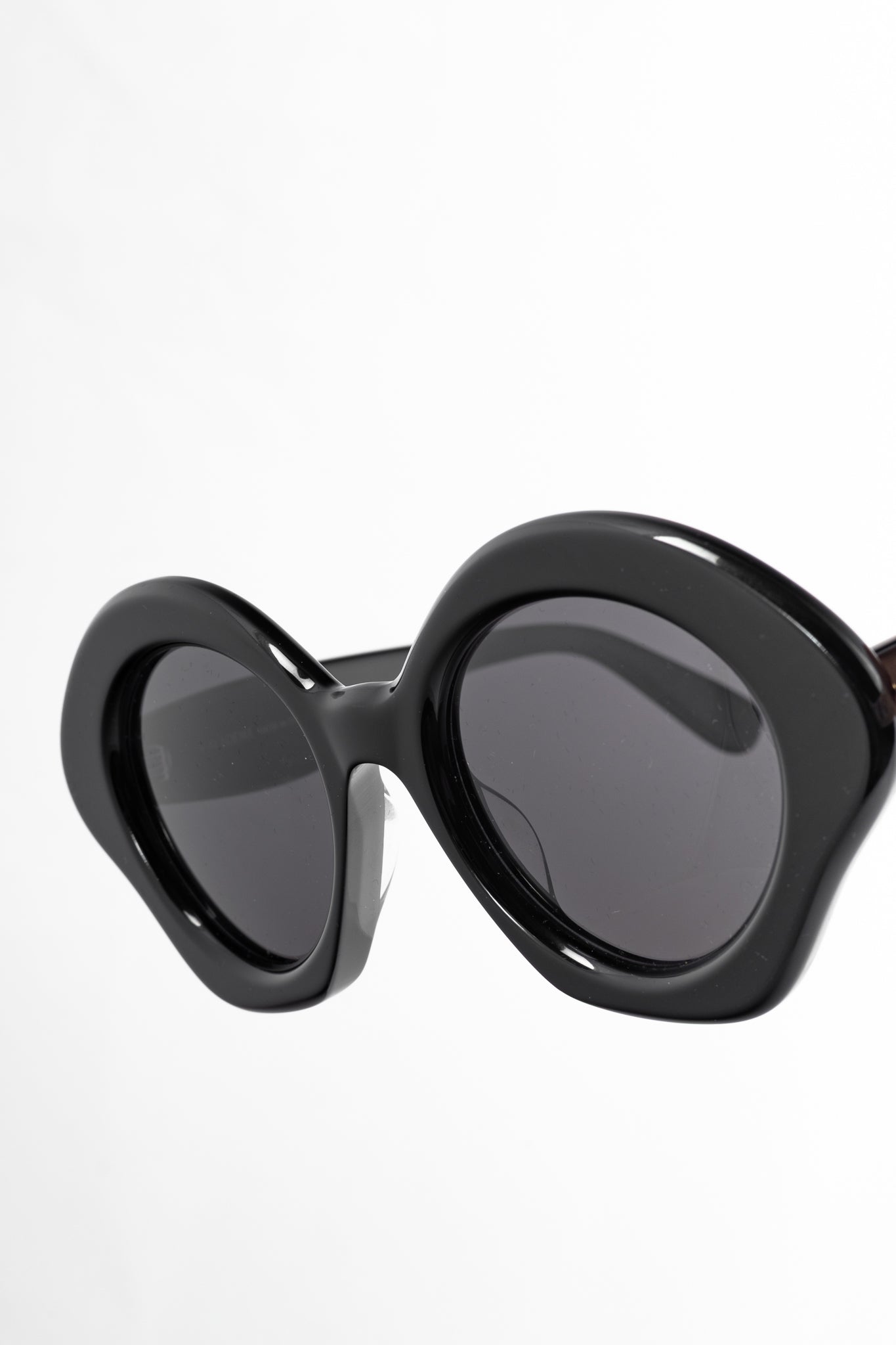 Loewe LW40125U Black & Smoke Logo-Temple Cat-Eye Sunglasses