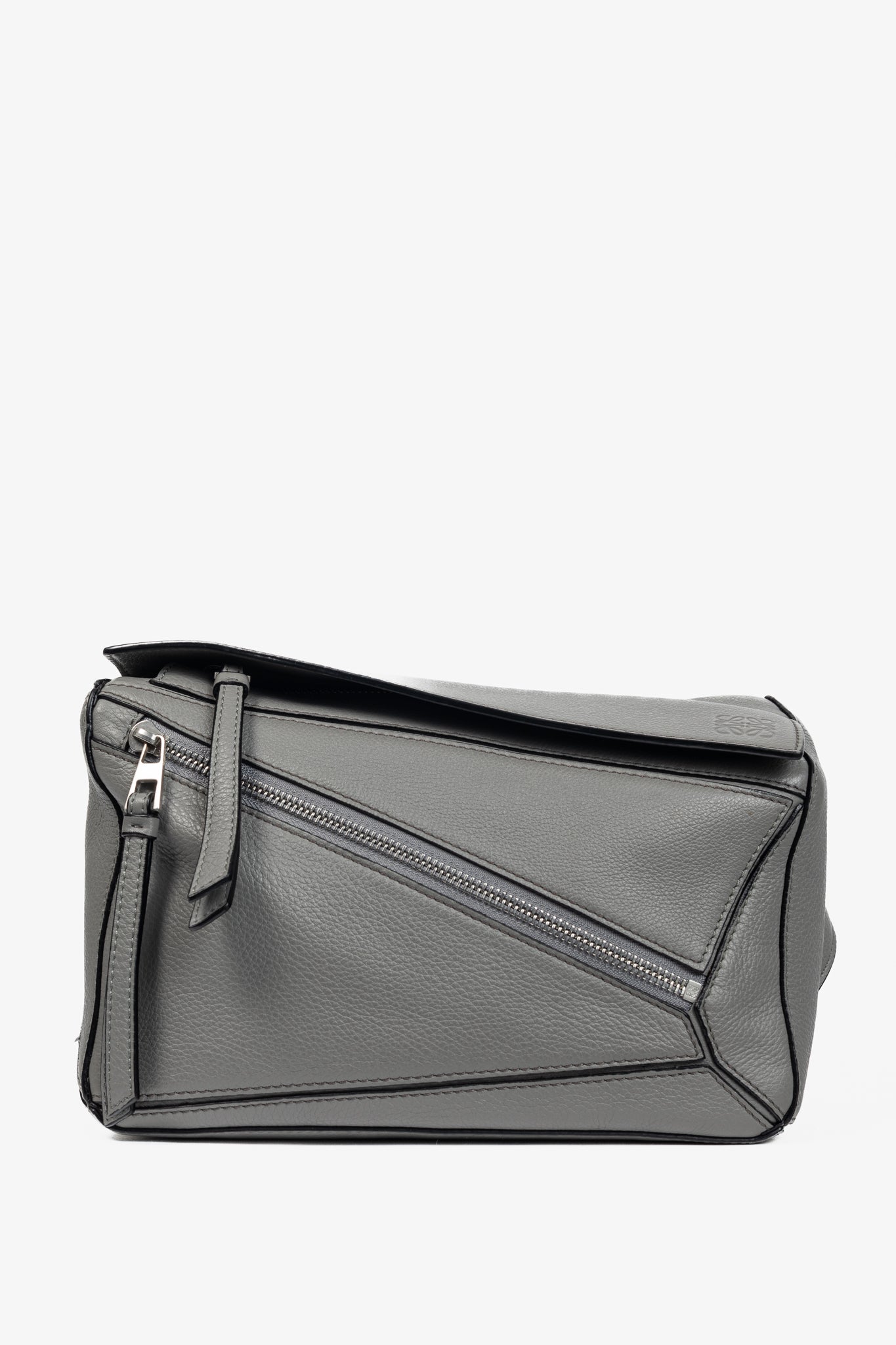 Loewe Puzzle Pearl Grey Classic Calfskin Bumbag