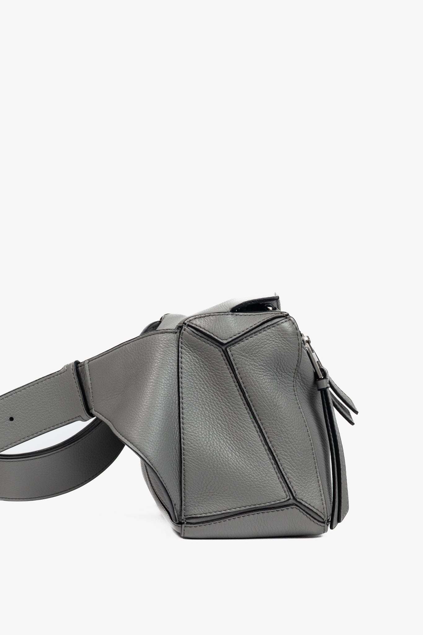 Loewe Puzzle Pearl Grey Classic Calfskin Bumbag