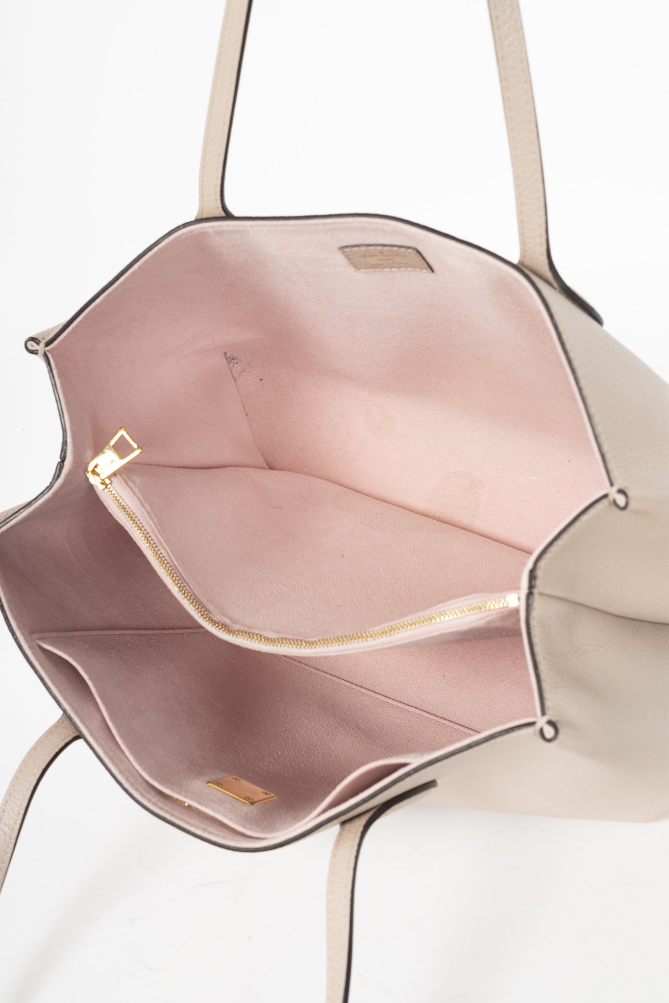 Louis Vuitton Lockme Greige Grained Calfskin Shopper Tote