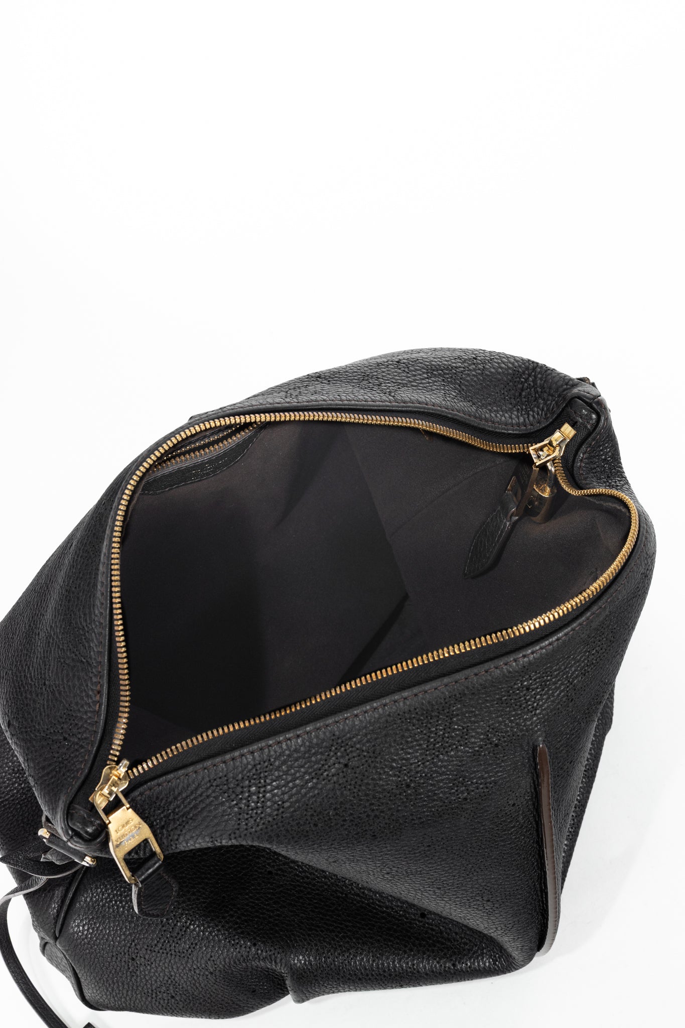 Louis Vuitton Selene MM Black Mahina Leather Hobo