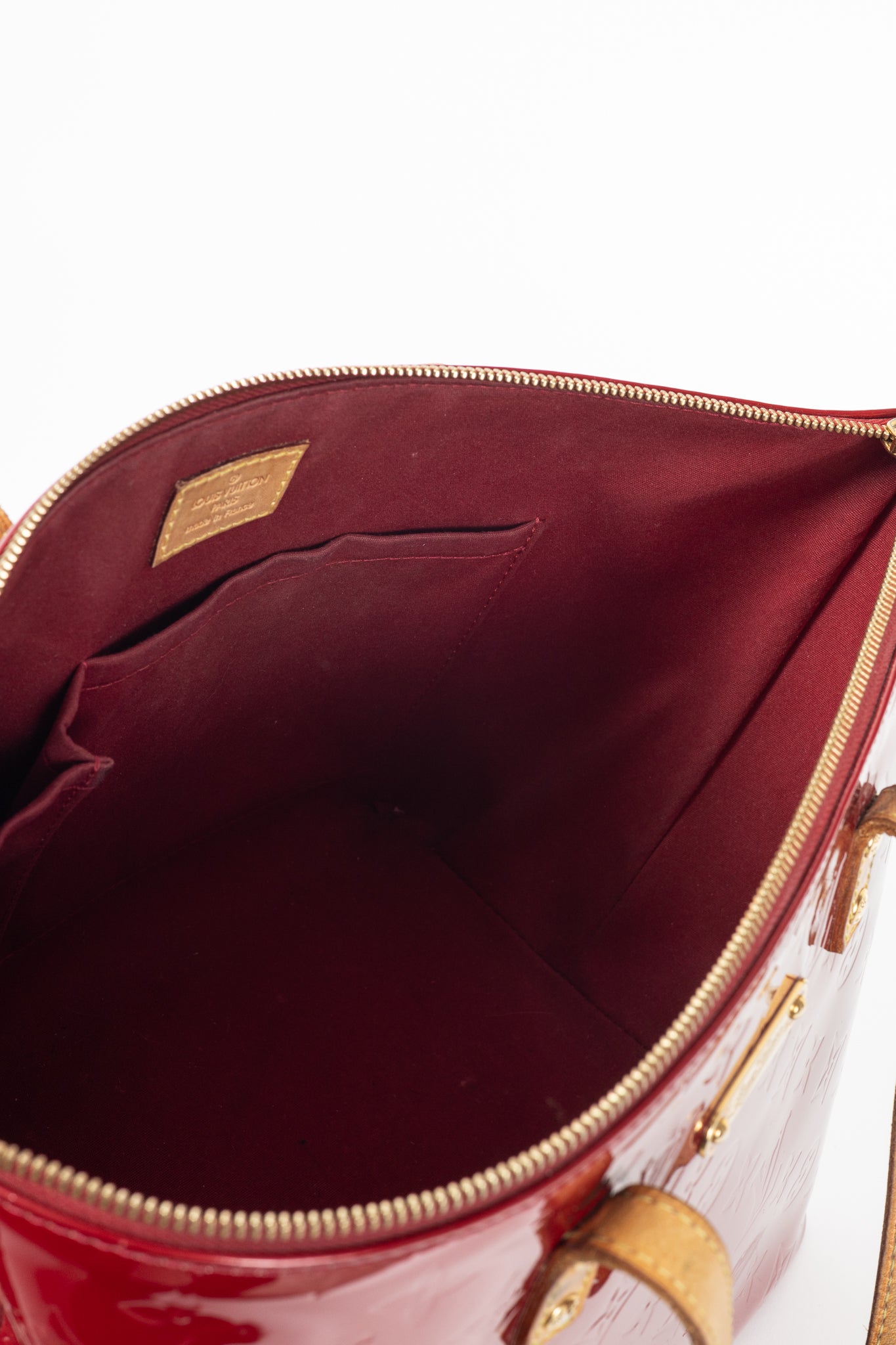 Louis Vuitton Bellevue PM Pomme D'Amour Monogram Vernis Tote