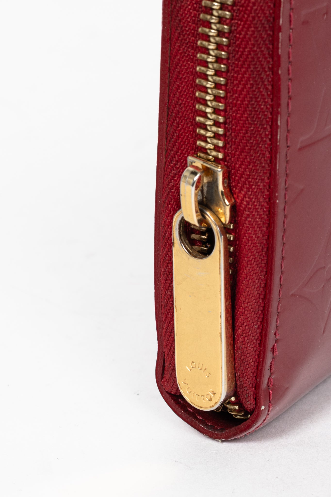 Louis Vuitton Zippy Pomme D'Amour Monogram Vernis Wallet