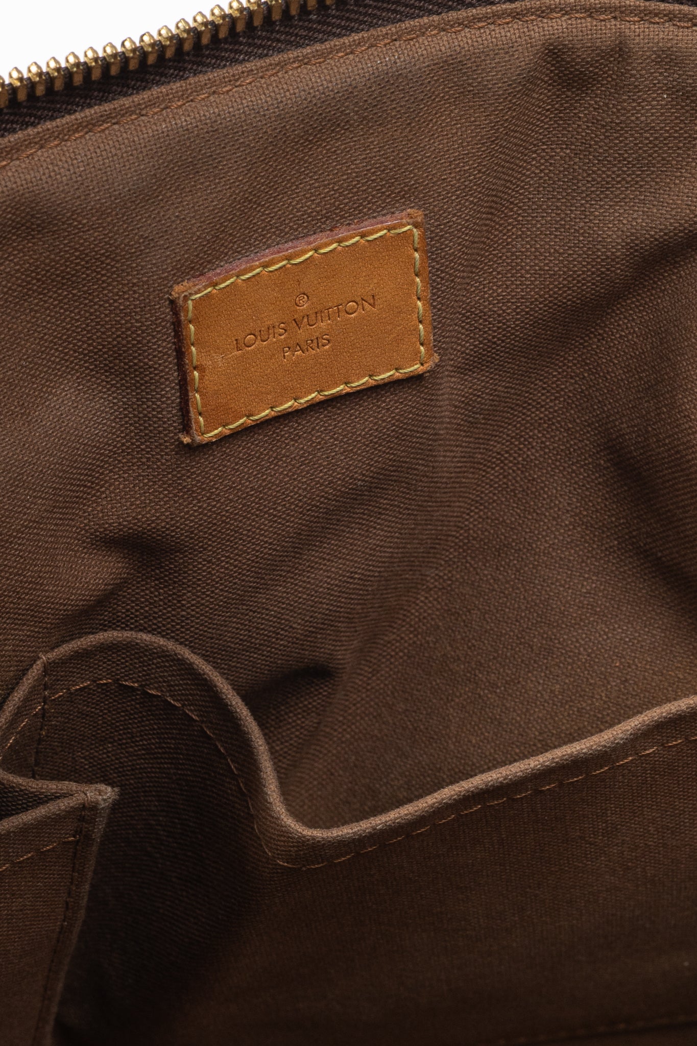 Louis Vuitton Tivoli GM Monogram Canvas & Leather-Trim Handbag