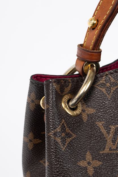 Louis Vuitton Graceful MM Monogram Canvas Hobo