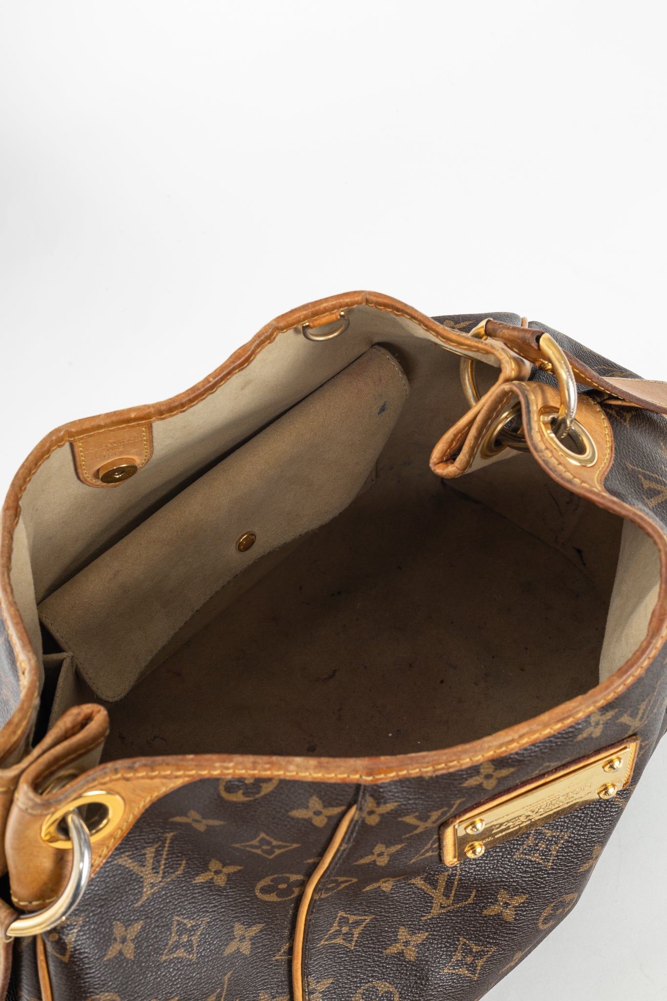 Louis Vuitton Galliera PM Monogram Canvas & Leather-Trim Hobo